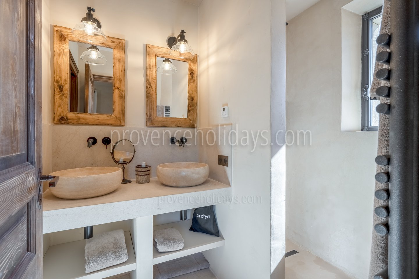 45 - Mas de la Douce Filiole: Villa: Bathroom