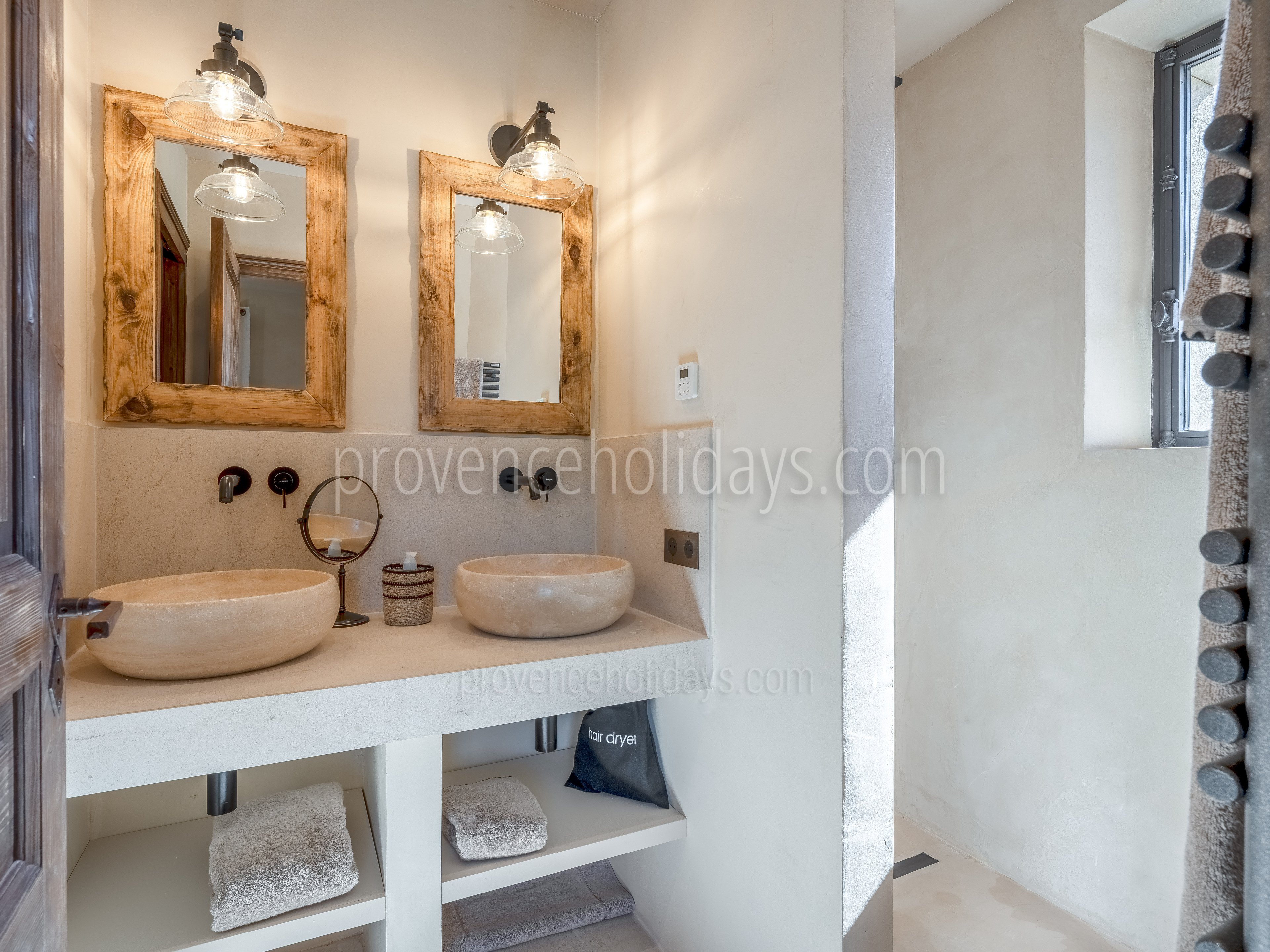 45 - Mas de la Douce Filiole: Villa: Bathroom