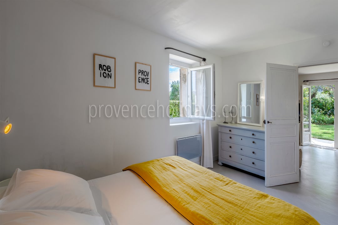 30 - Maison Robion: Villa: Bedroom