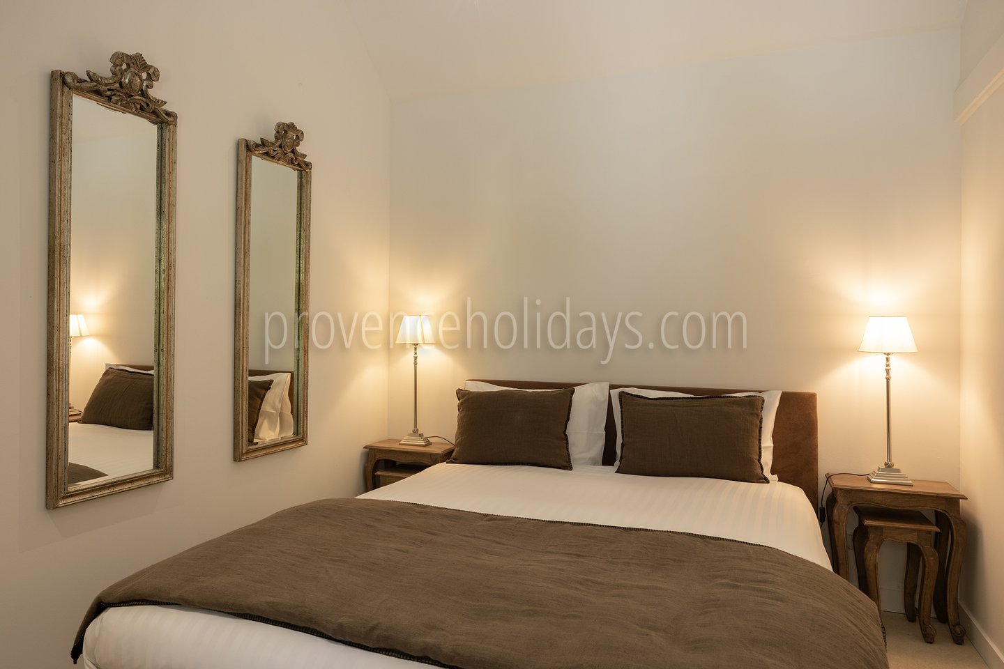 57 - Mas du Carlet: Villa: Bedroom