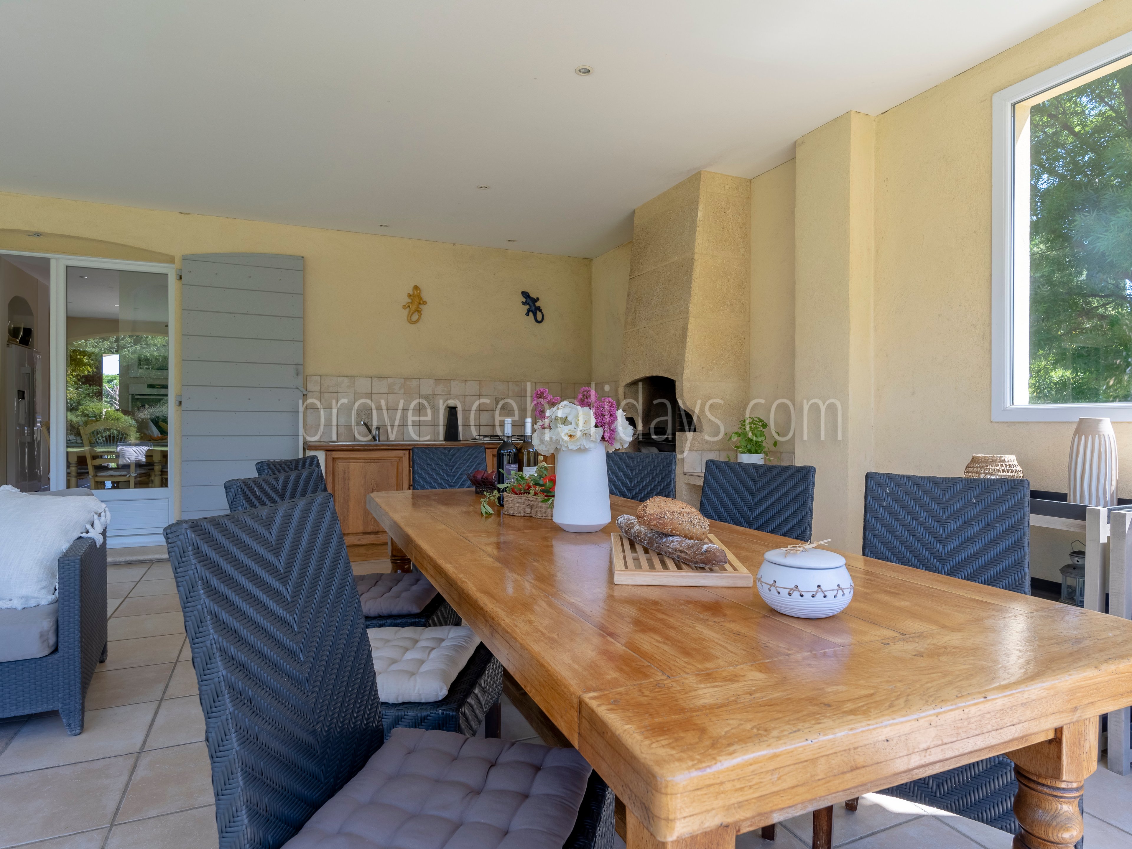 14 - Chez Alare: Villa: Exterior