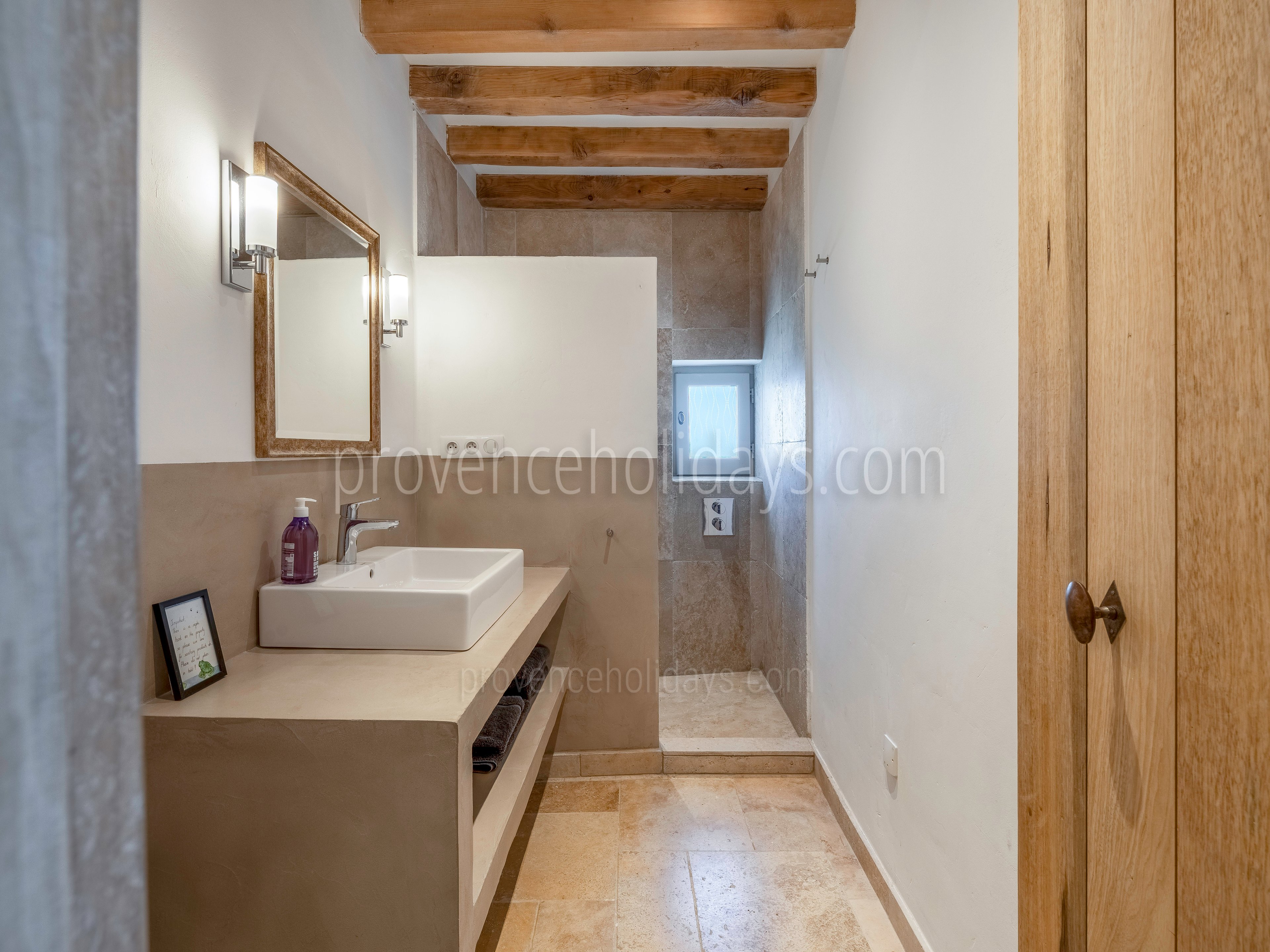 60 - Mas de Saint-Jean: Villa: Bathroom