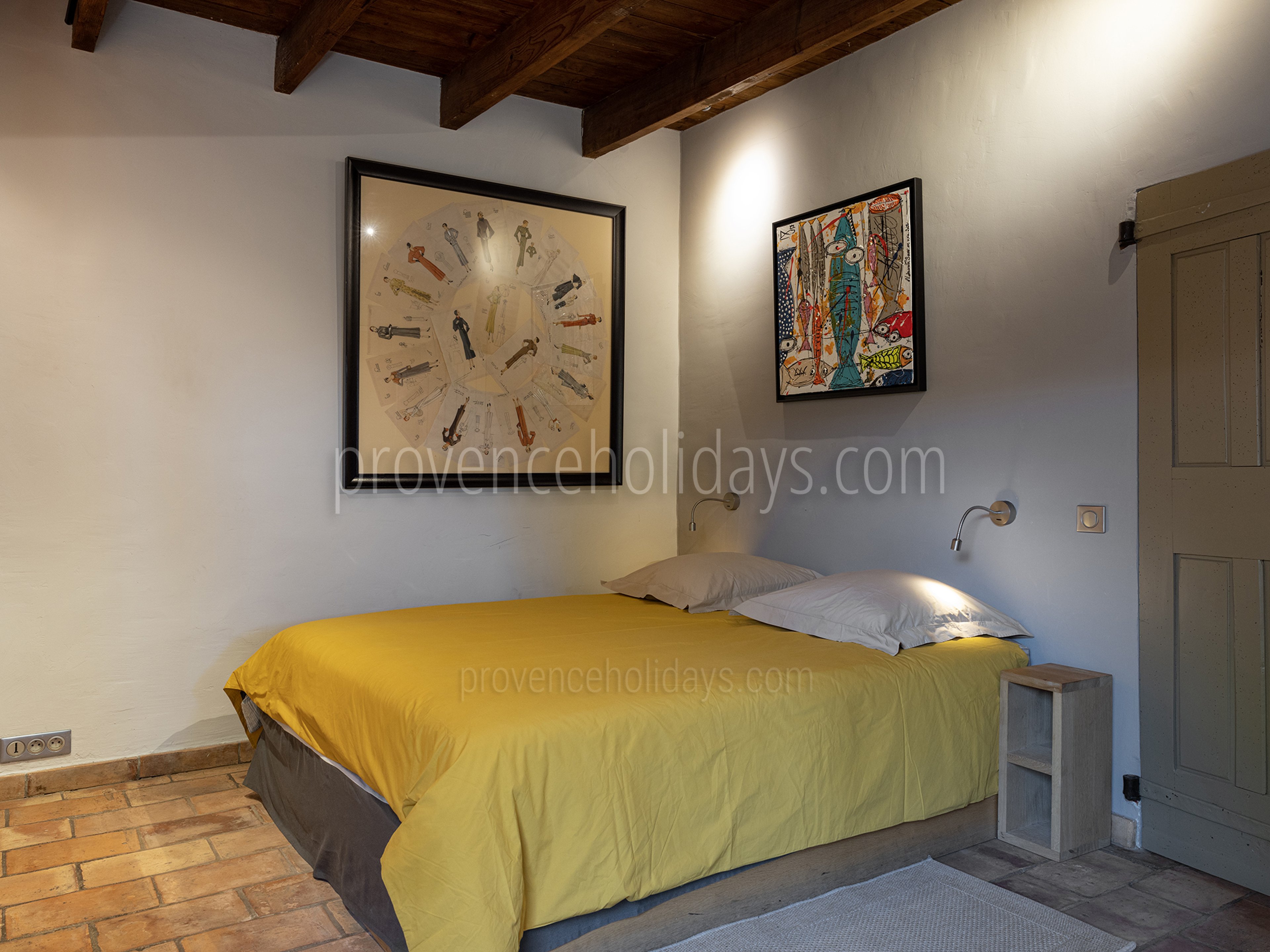 18 - La Maison des Glycines: Villa: Bedroom