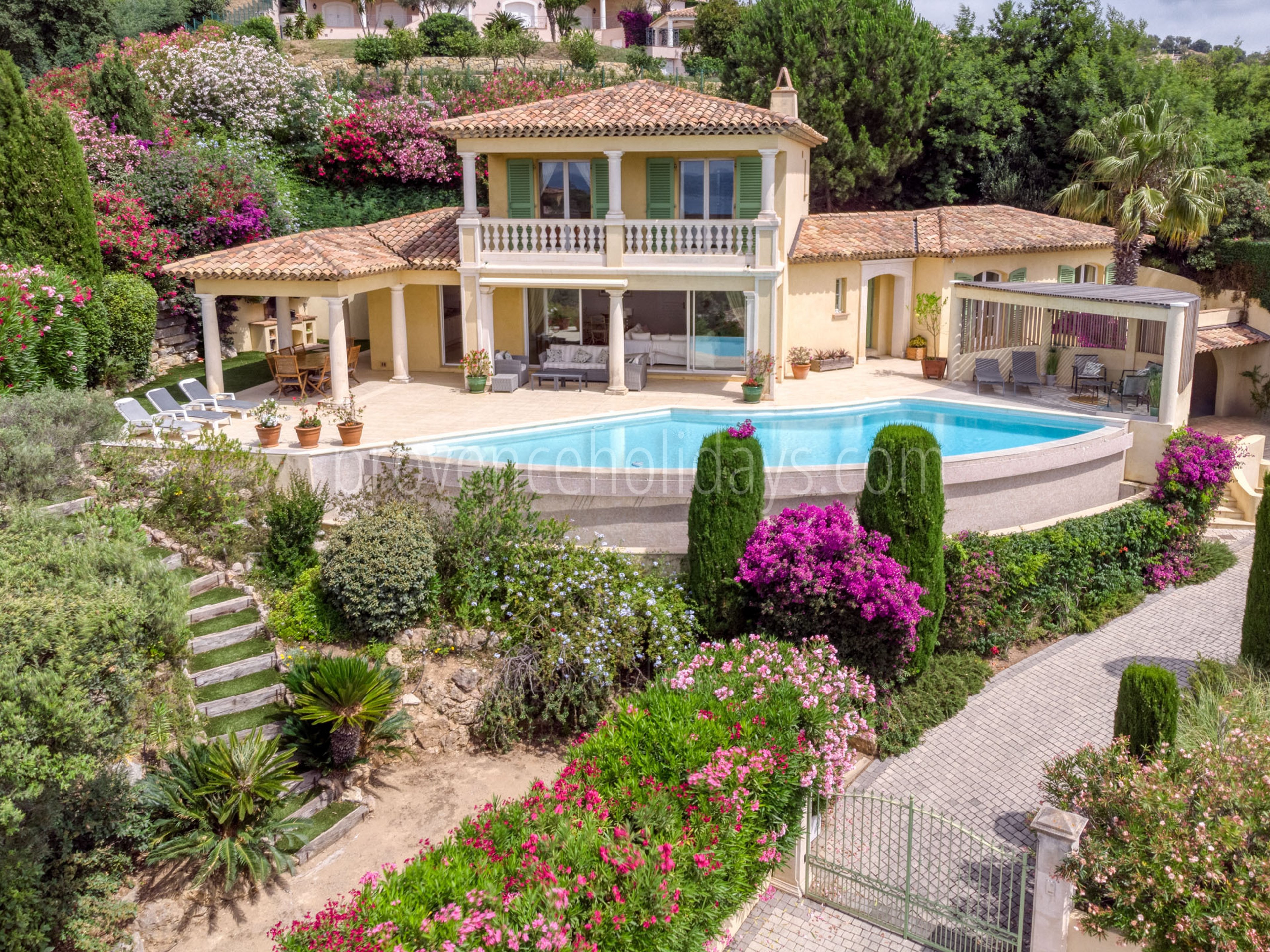 14 - Villa Cyanite: Villa: Pool