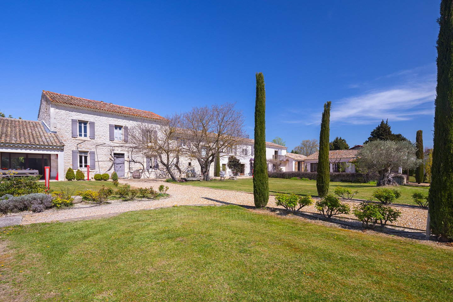 8 - Mas des Vignes: Villa: Exterior