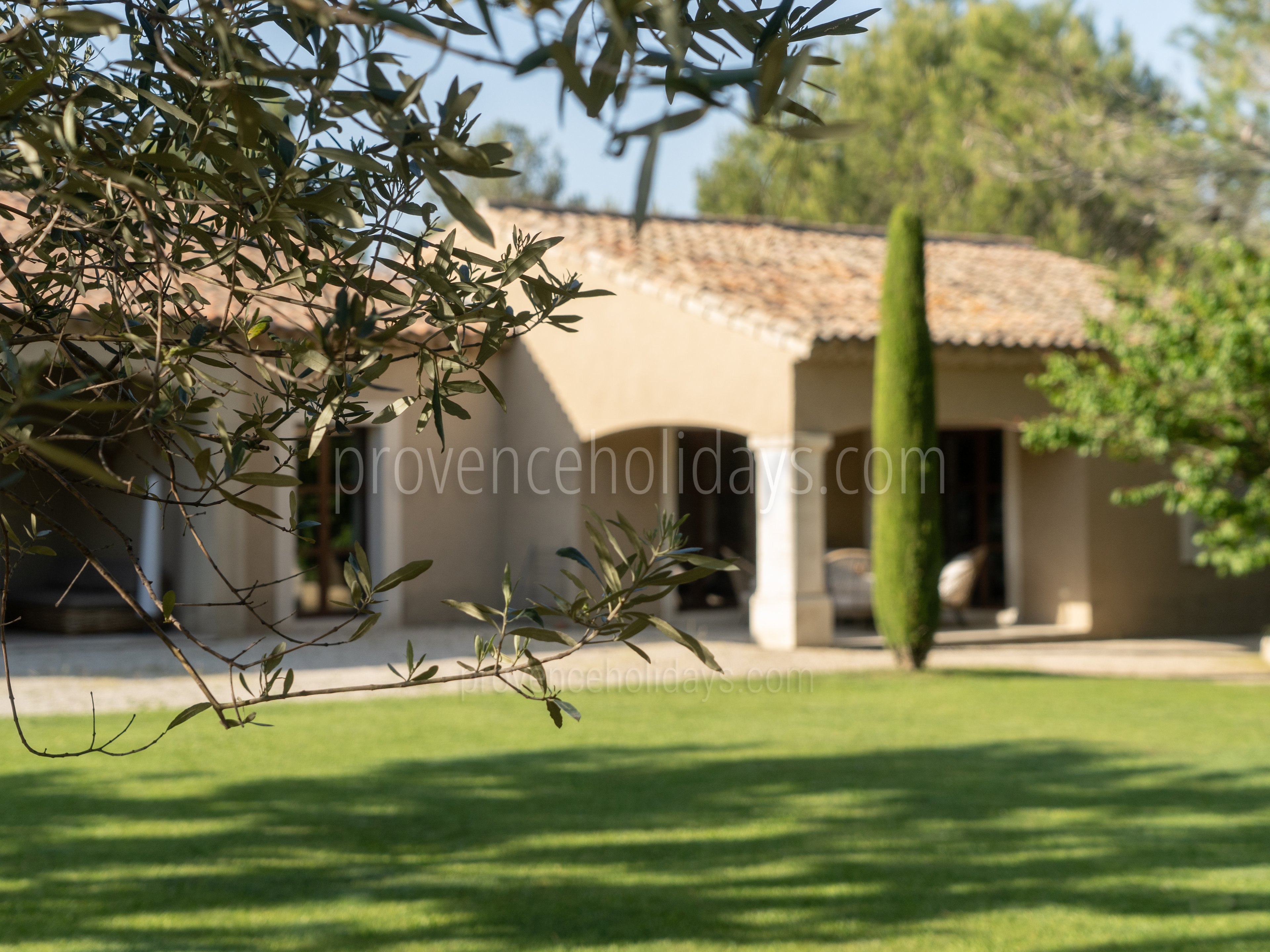 41 - Mas des Aupiho: Villa: Exterior