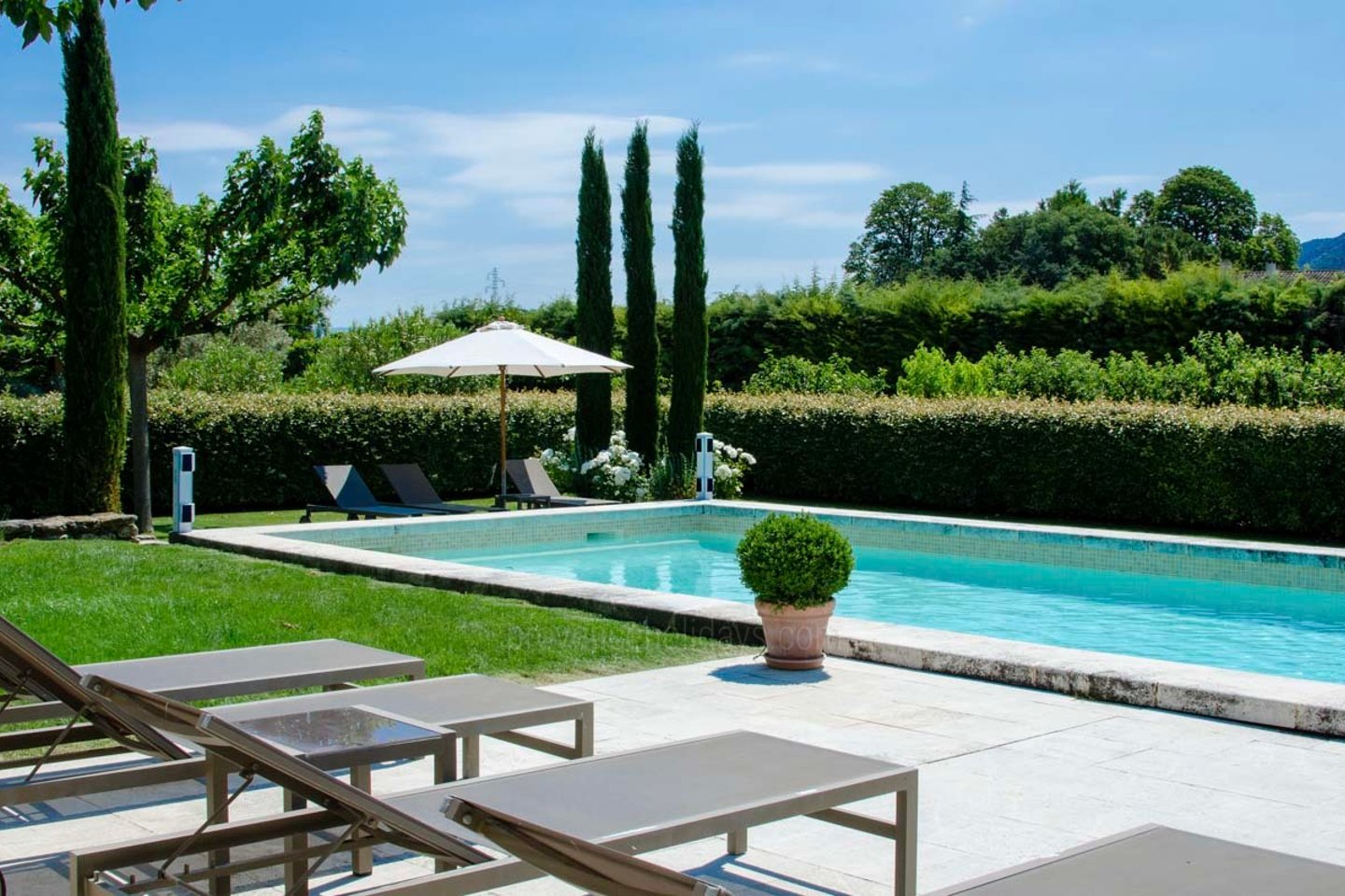 5 - Maison Robion: Villa: Pool