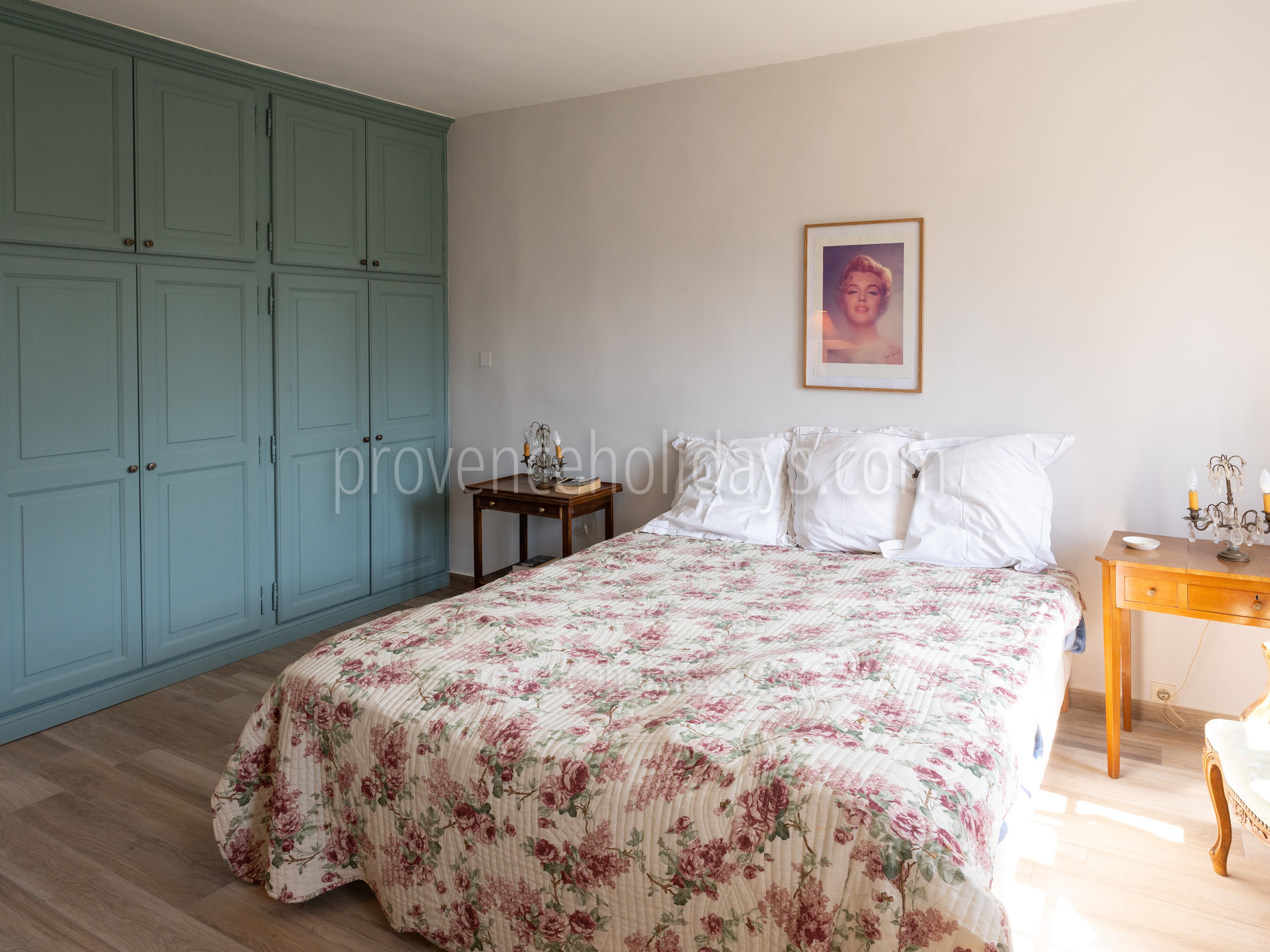 4 - Mas des Valettes: Villa: Bedroom