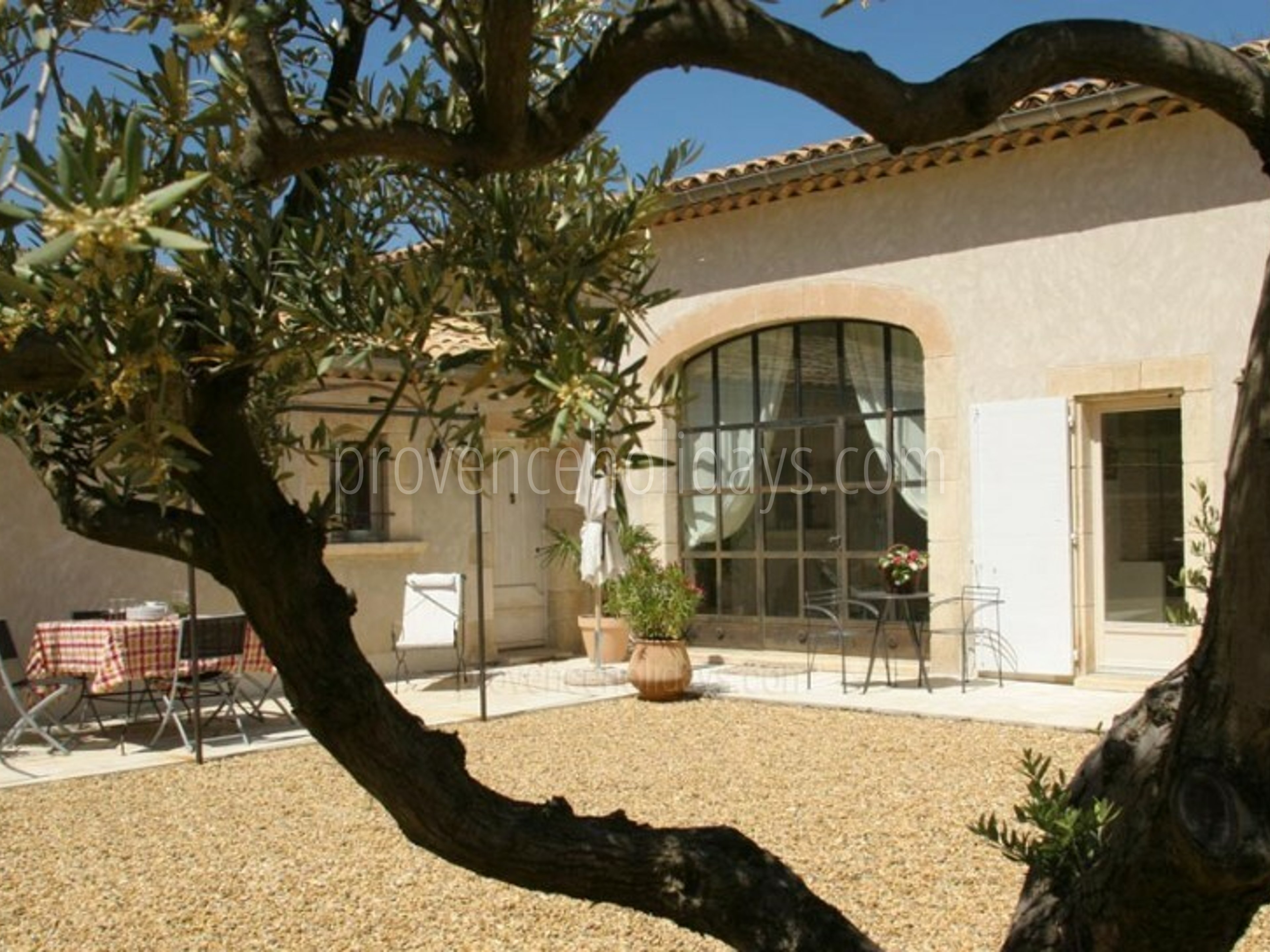 9 - La Bastide des Chênes: Villa: Exterior