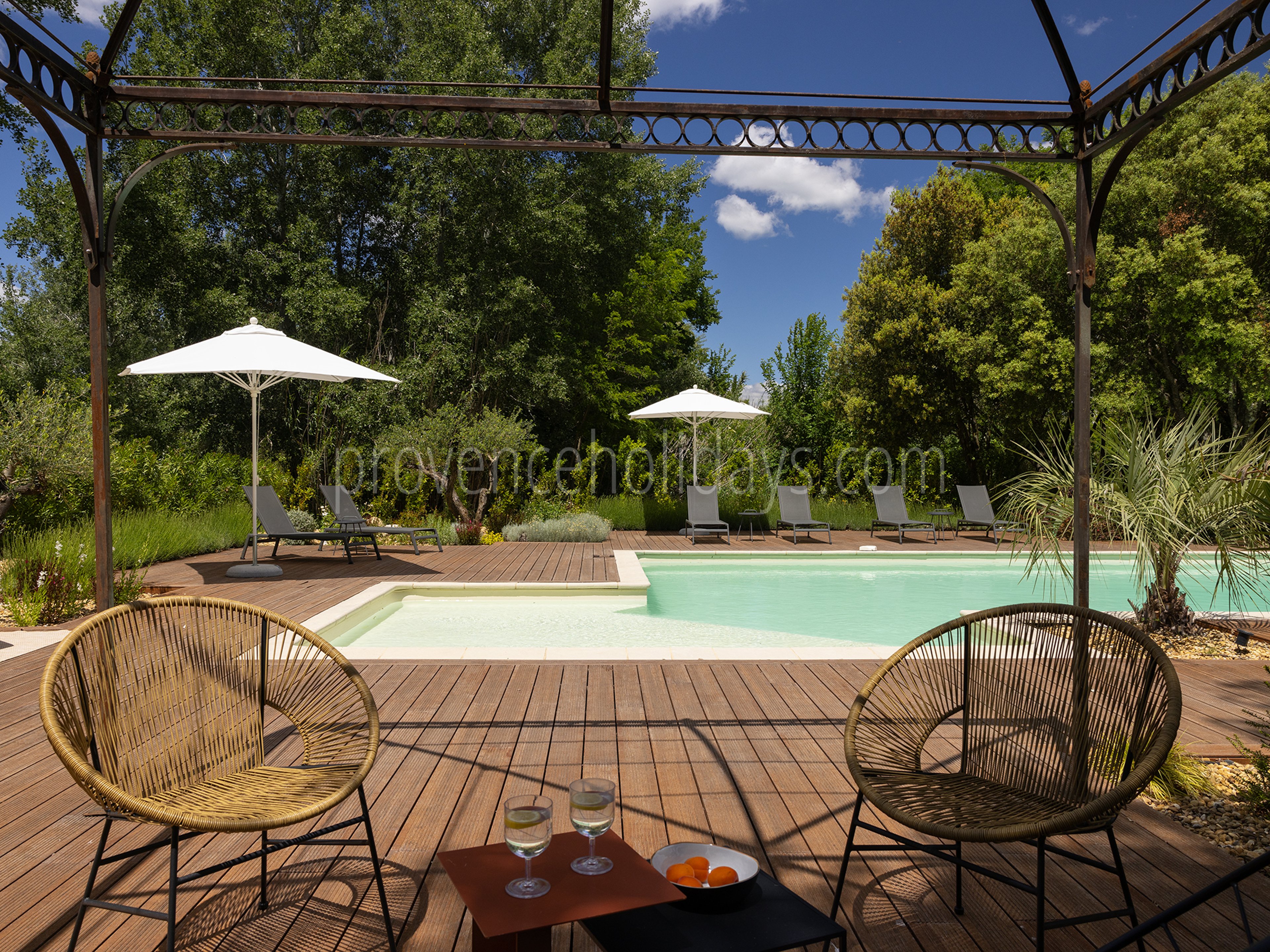 111 - Mas du Carlet: Villa: Pool
