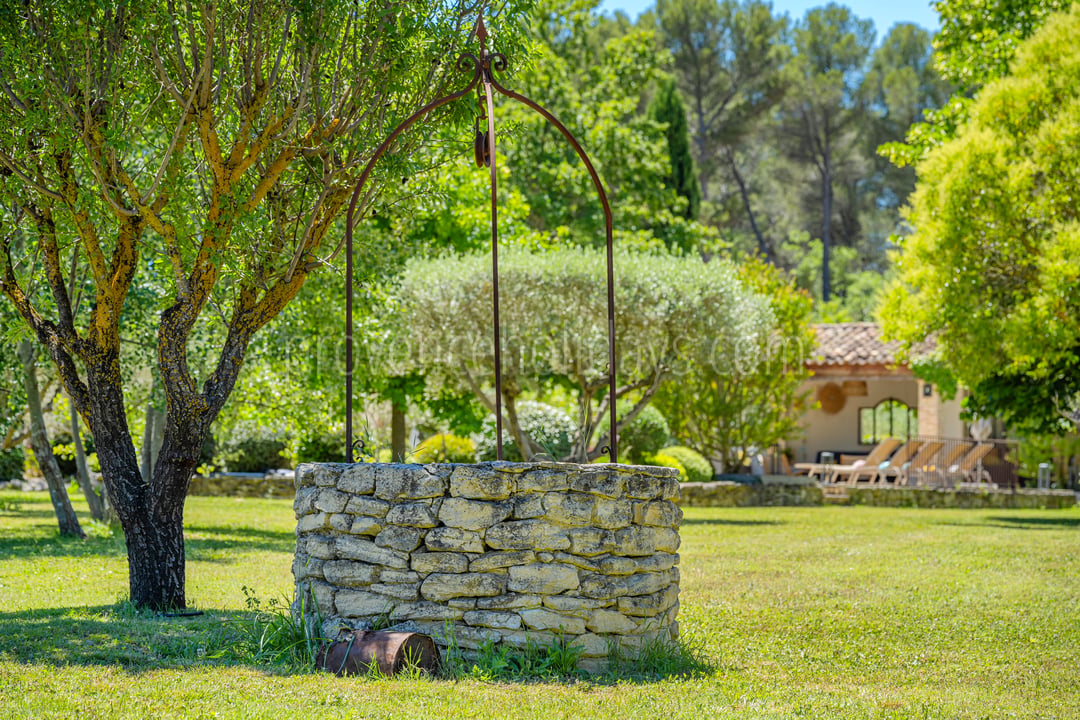 85 - Horizon Sainte-Victoire: Villa: Exterior