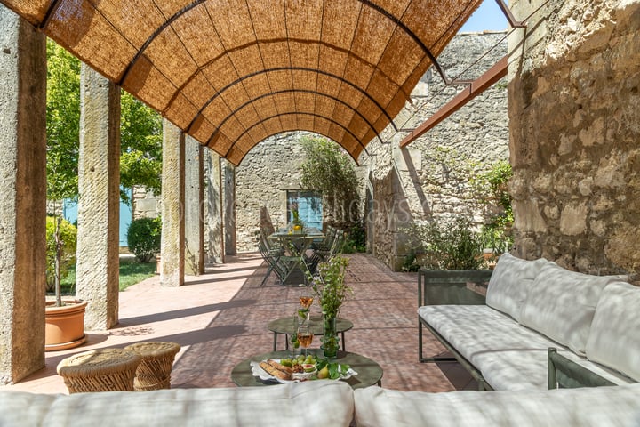 2 - Mas du Lierre: Villa: Exterior