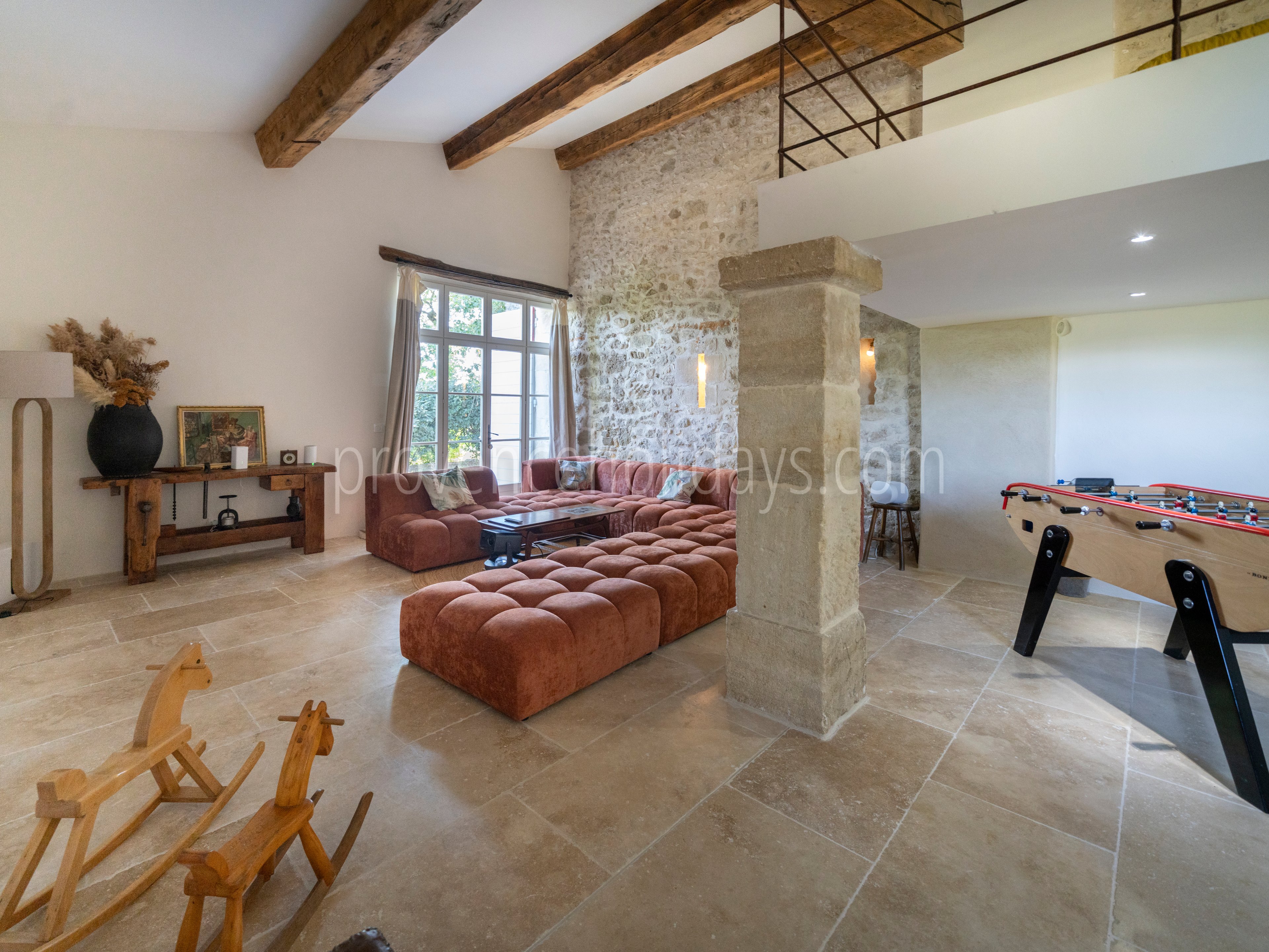 69 - La Bastide Neuve: Villa: Interior