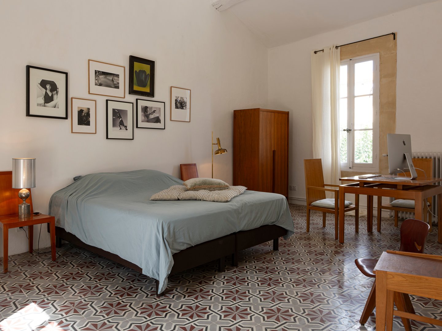 10 - La Cours des Artistes: Villa: Bedroom