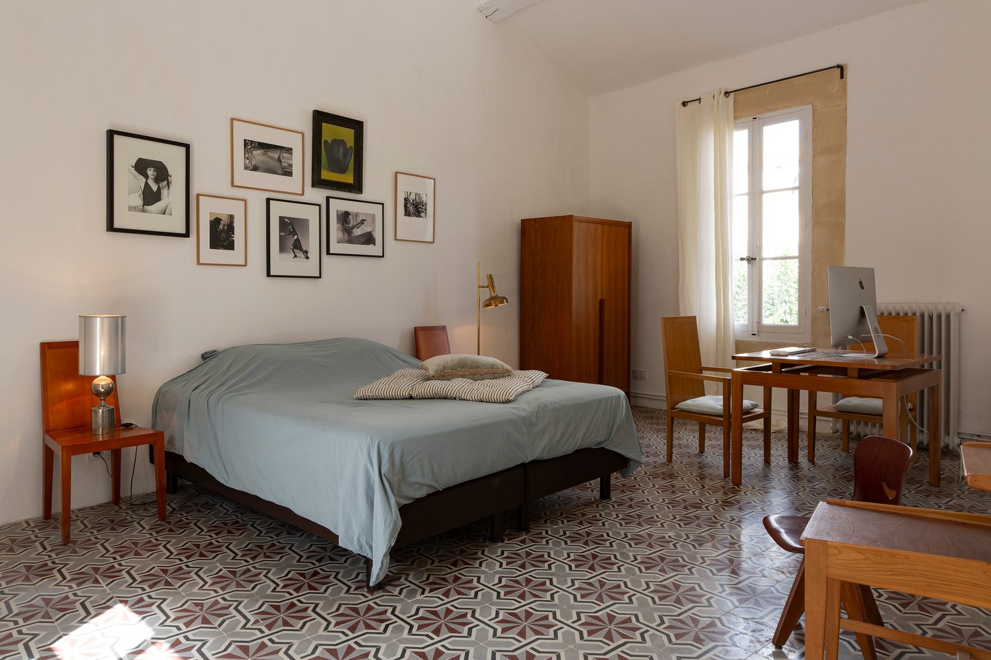 10 - La Cours des Artistes: Villa: Bedroom