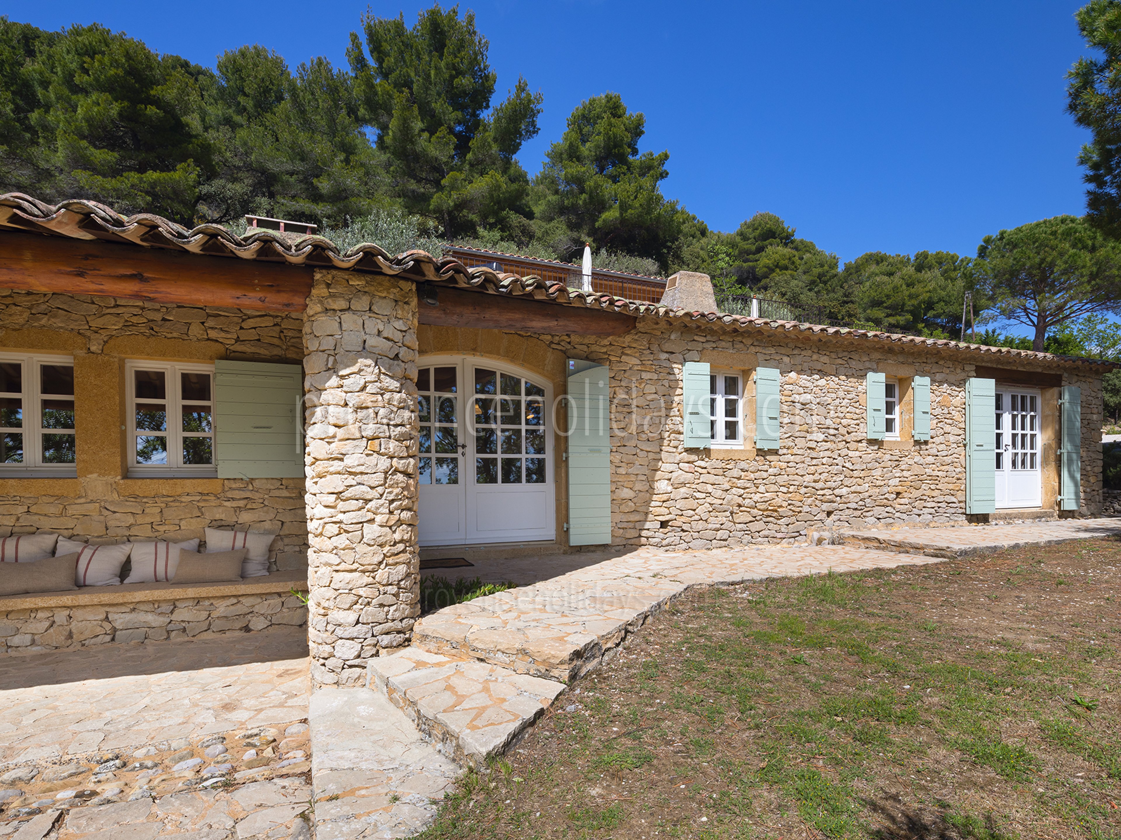 40 - Chez Cécile: Villa: Exterior