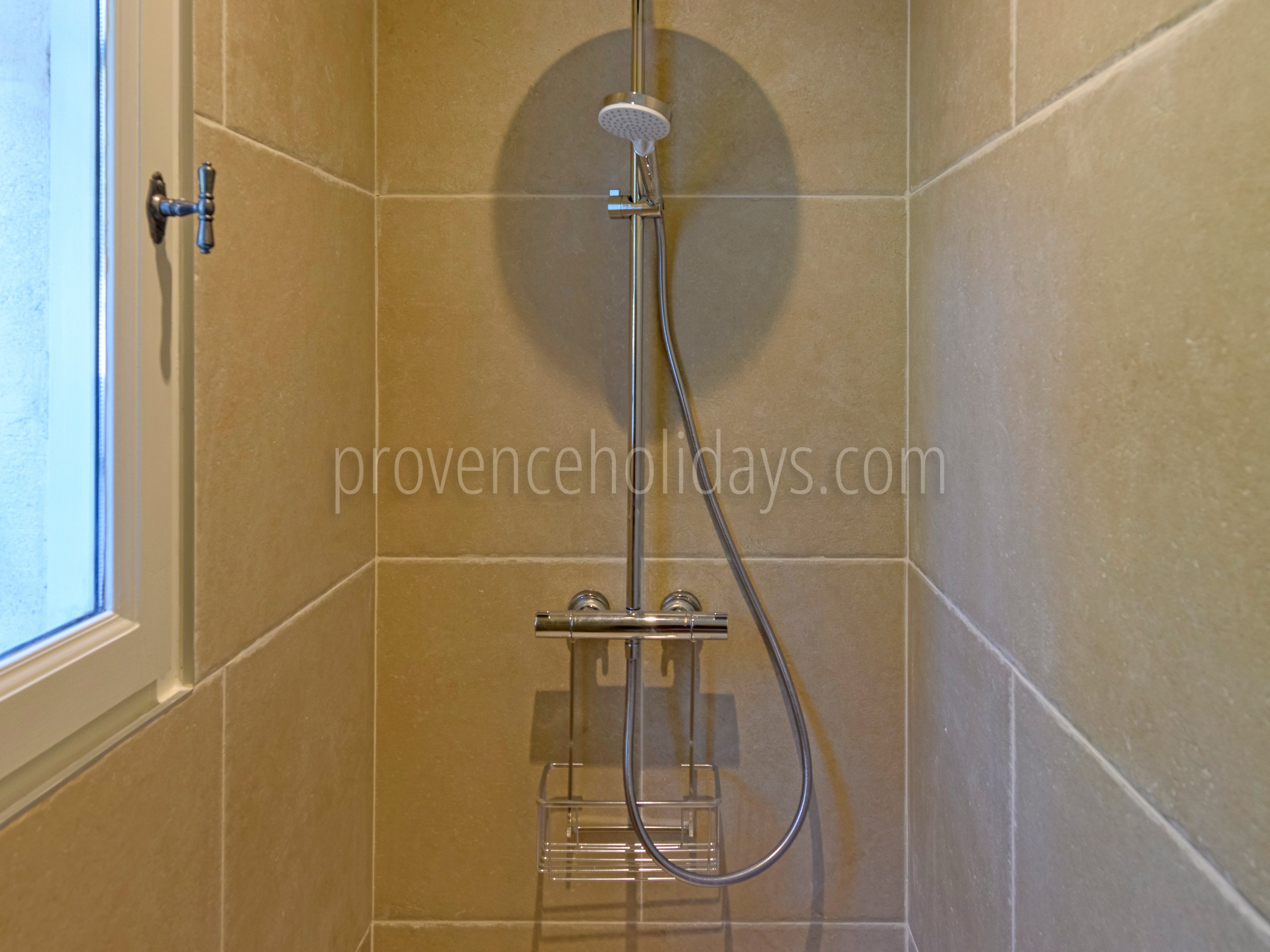 39 - Le Mas des Roses: Villa: Bathroom