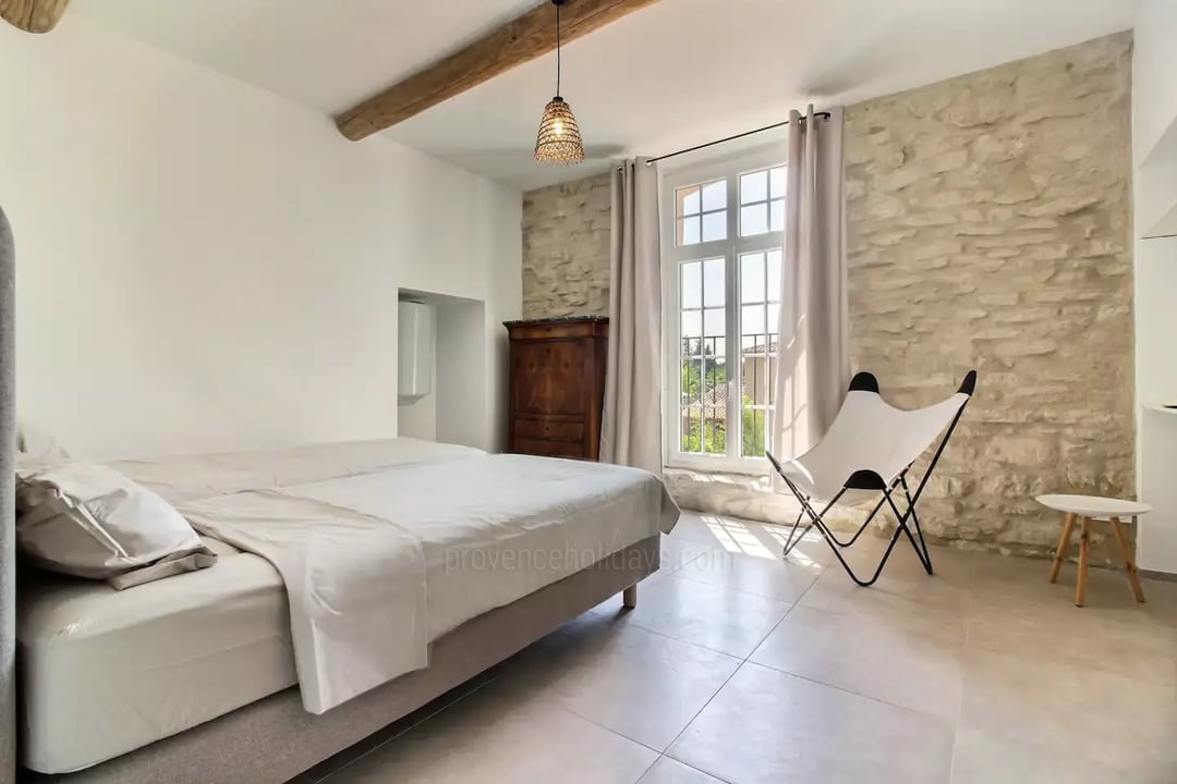 20 - Maison de la Sorgue: Villa: Bedroom