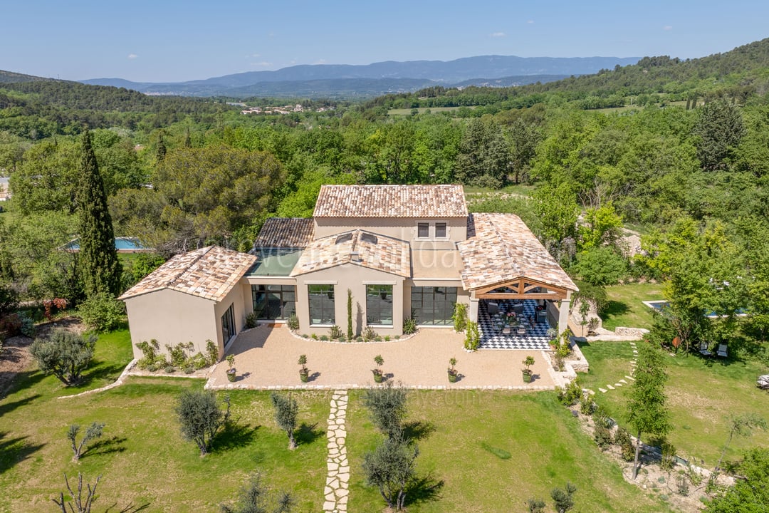 63 - Domaine des Arts: Villa: Exterior