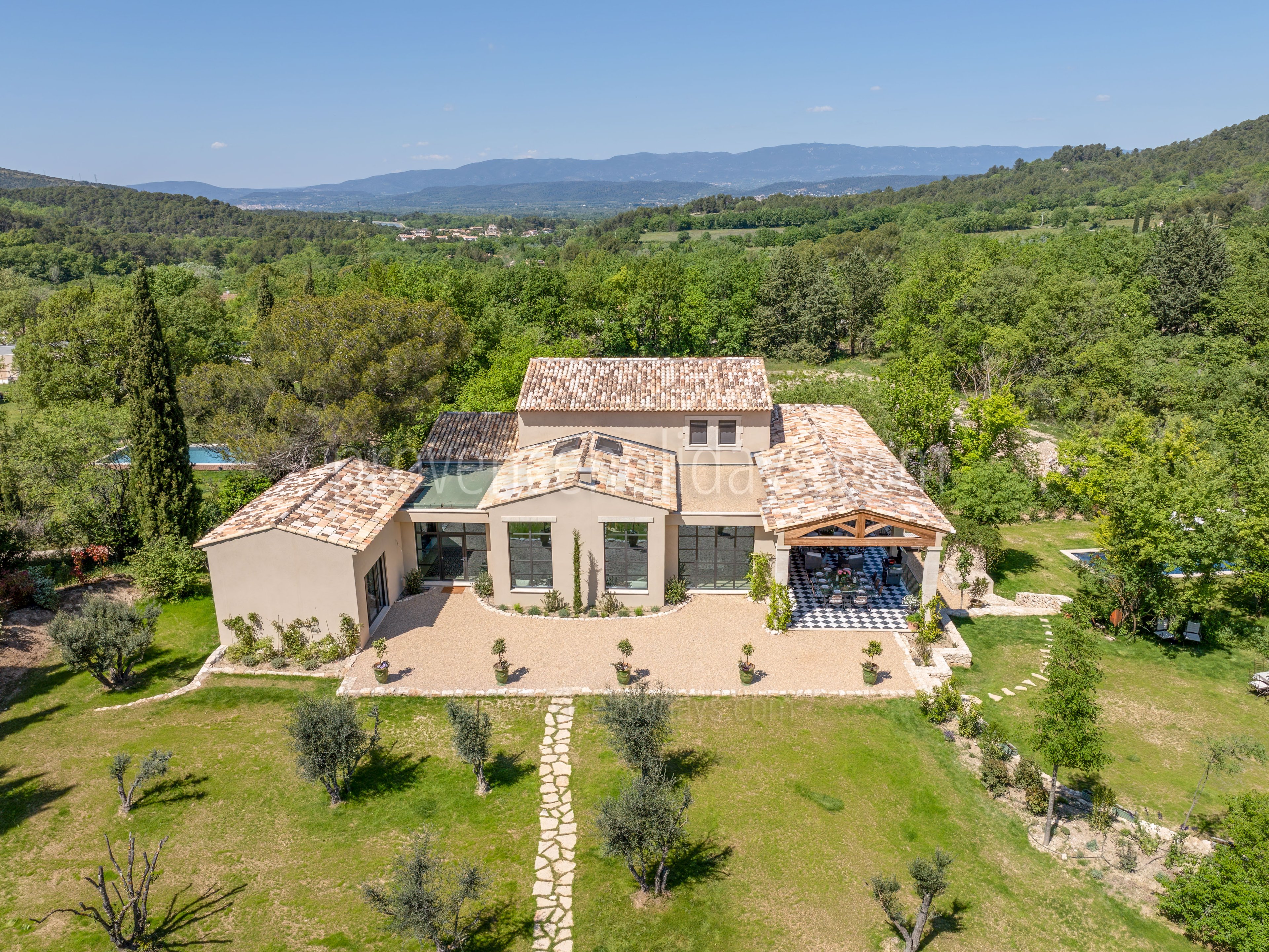 63 - Domaine des Arts: Villa: Exterior