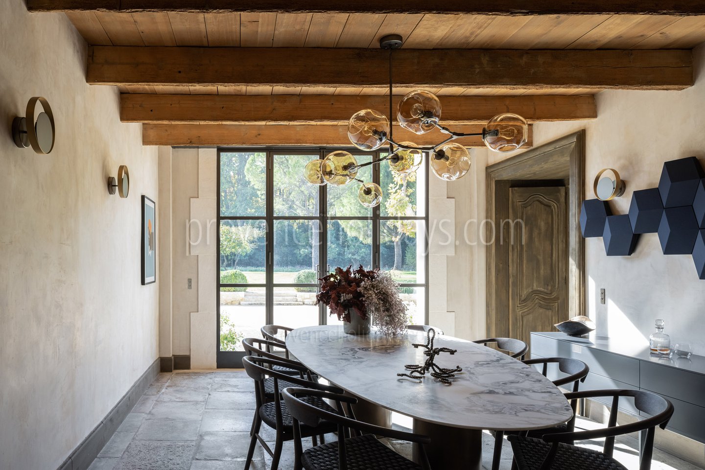18 - Mas du Paradis: Villa: Interior