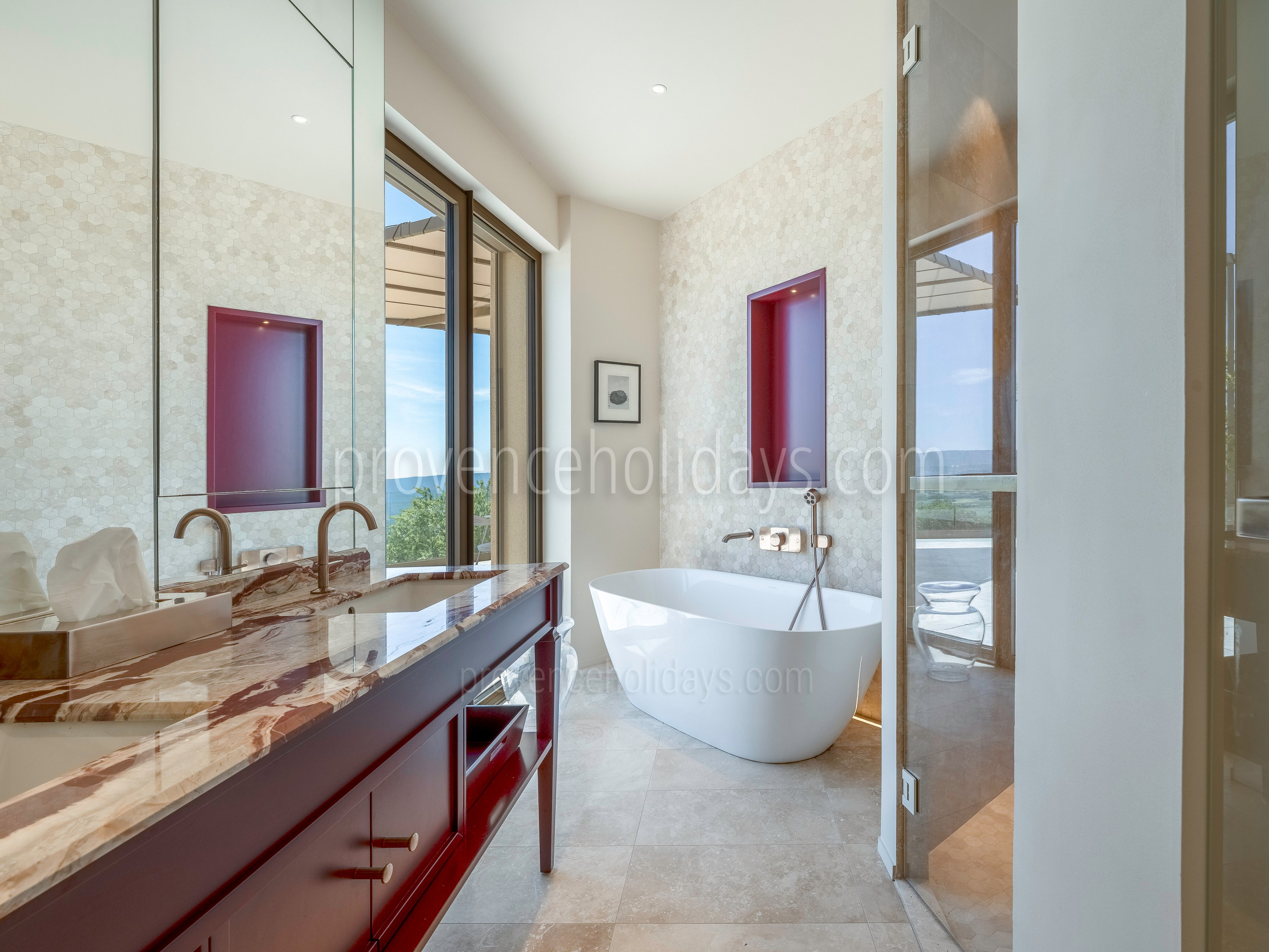 11 - Eden-en-Provence: Villa: Bedroom