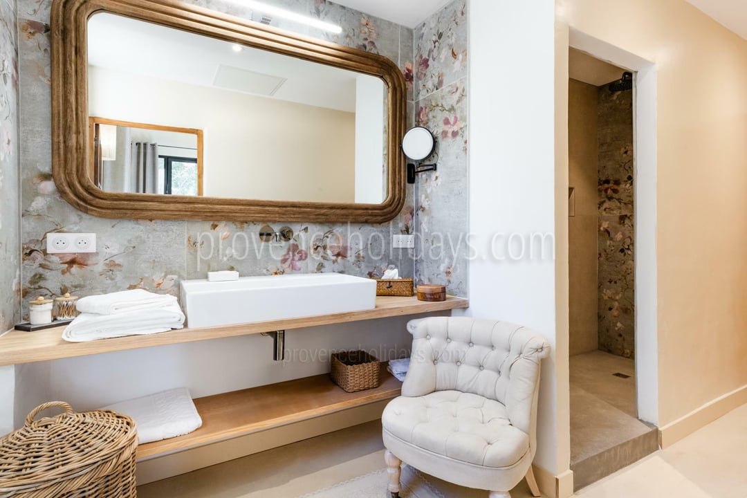 5 - Mas Sylvania: Villa: Bathroom