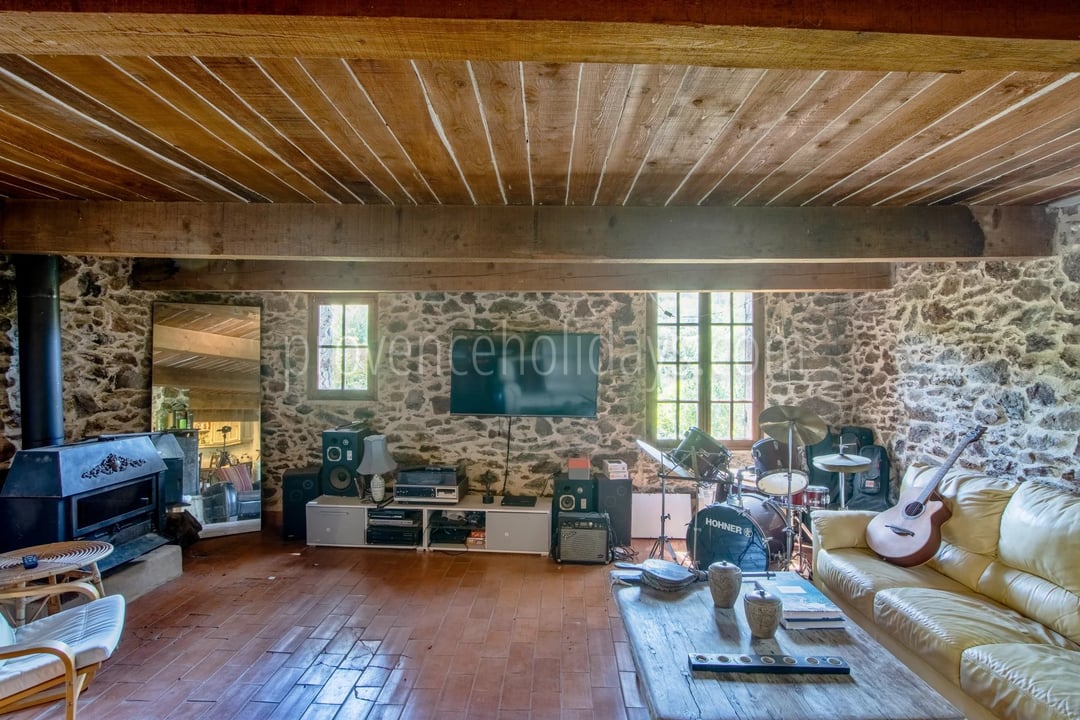 25 - Gehucht in La Garde-Freinet: Villa: Interior