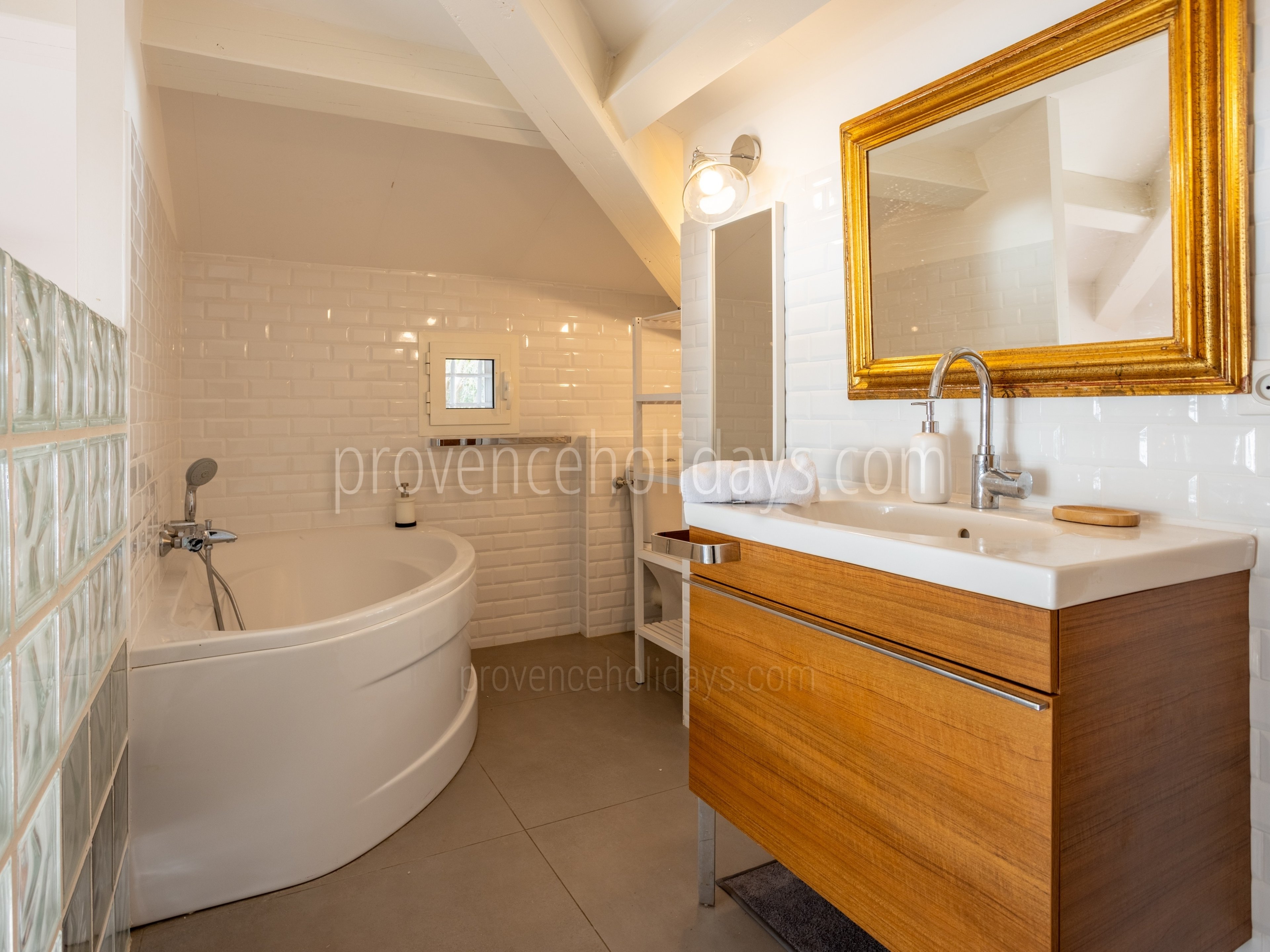 4 - Villa Clémentine: Villa: Bathroom