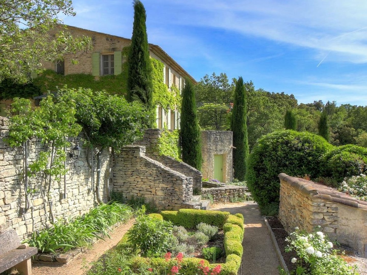 4 - Le Mas de Bonnieux: Villa: Exterior