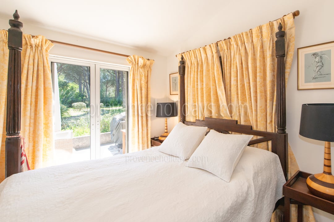 10 - Villa Alizé: Villa: Bedroom