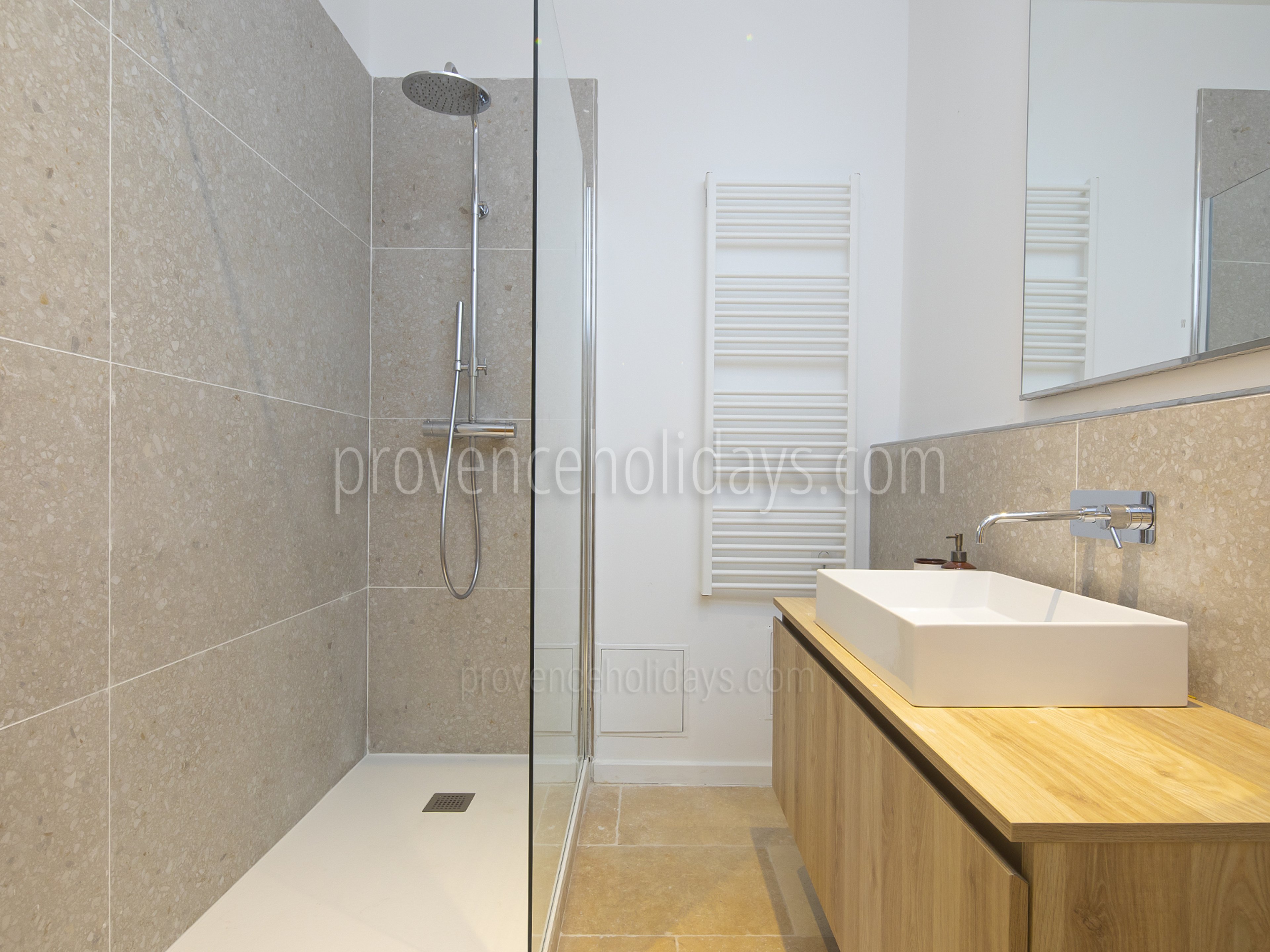 38 - Mas du Carlet: Villa: Bathroom