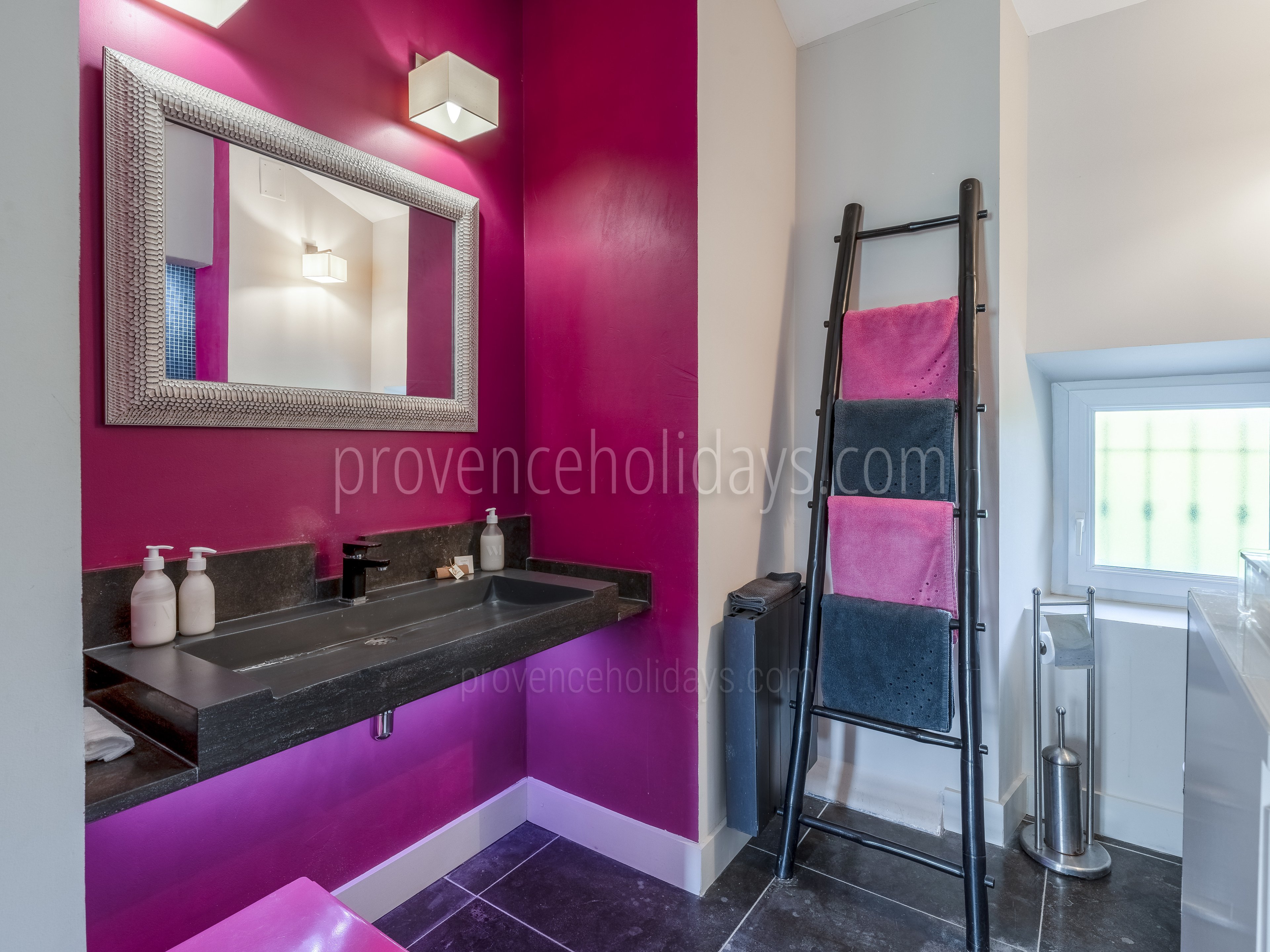 52 - Mas des Vignes: Villa: Bathroom