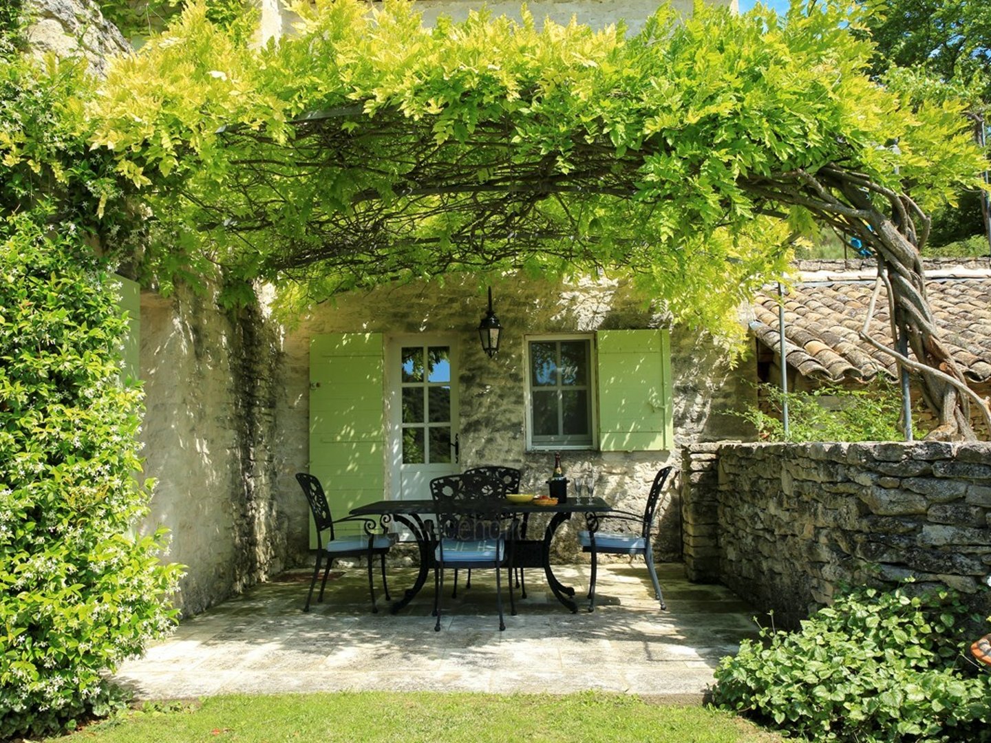 11 - Le Mas de Bonnieux: Villa: Exterior