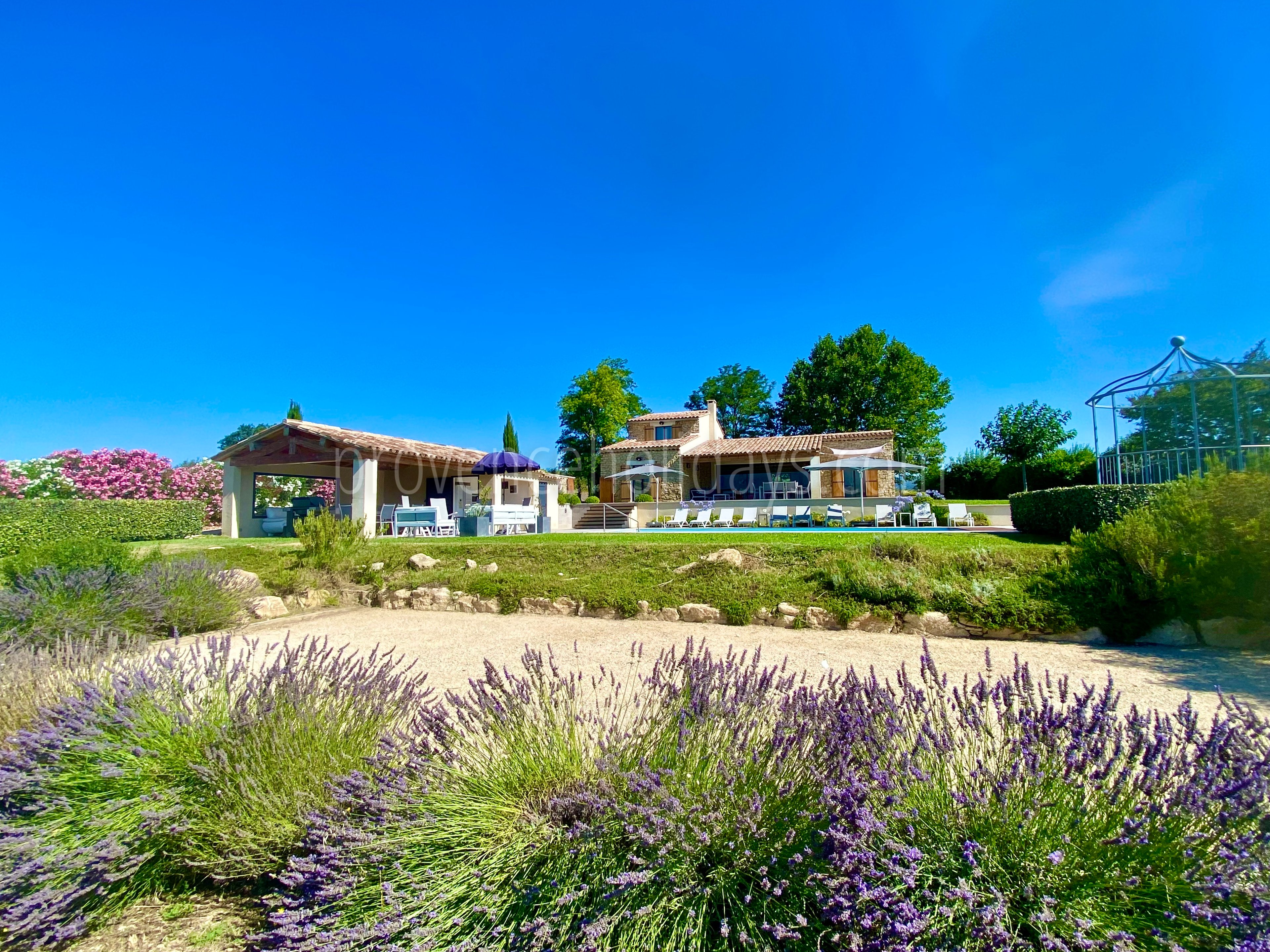 17 - Villa des Lices: Villa: Exterior