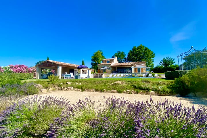 17 - Villa des Lices: Villa: Exterior