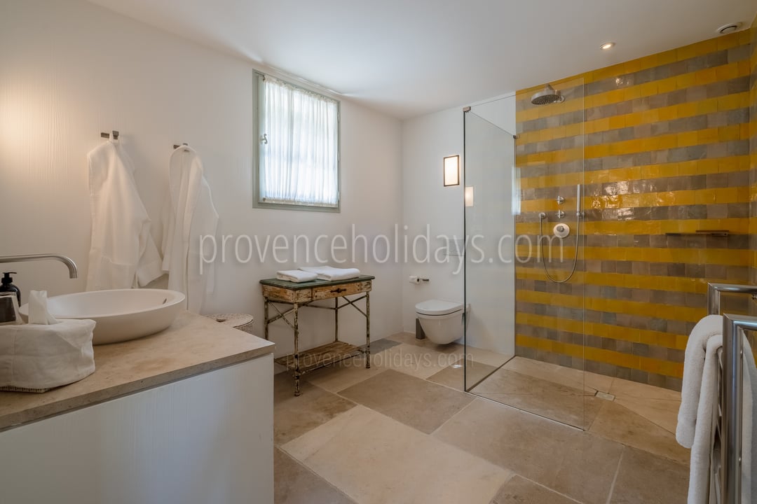 51 - Mas en Campagne: Villa: Bathroom