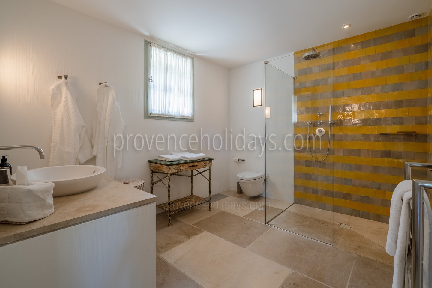 51 - Mas en Campagne: Villa: Bathroom
