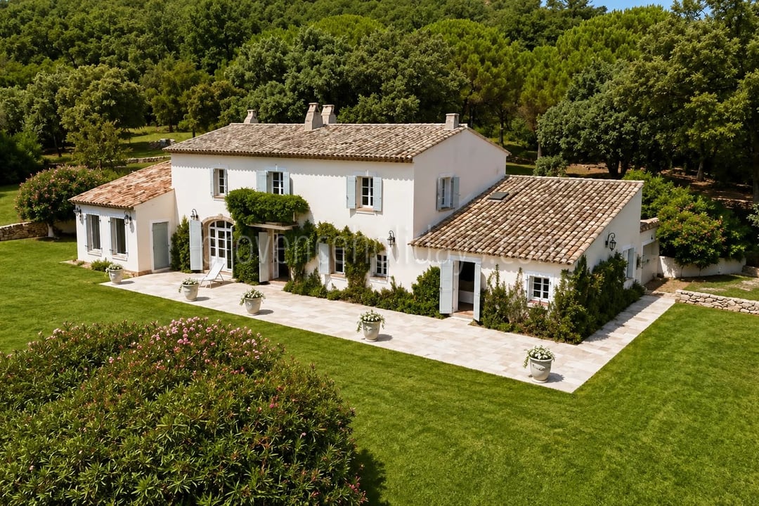 26 - Provençaals huis in Grimaud: Villa: Exterior