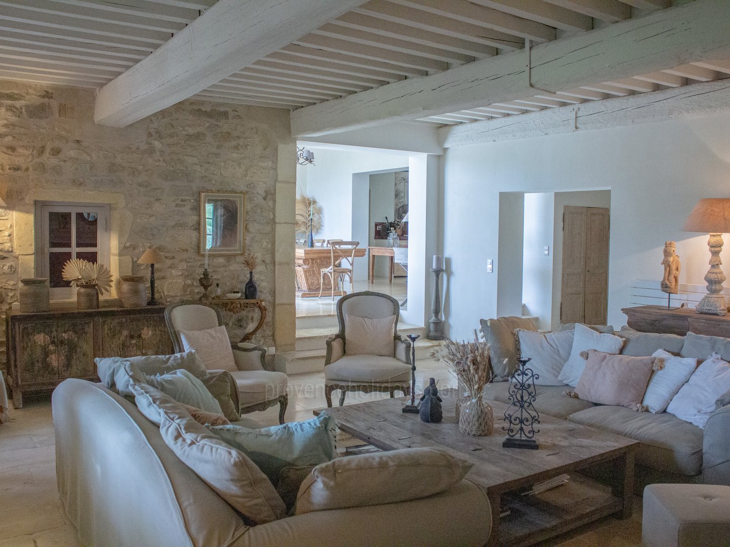 11 - Mas Coquelicot: Villa: Interior