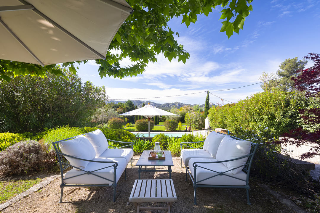 Schönes Bauernhaus mit beheiztem Pool in den Alpilles