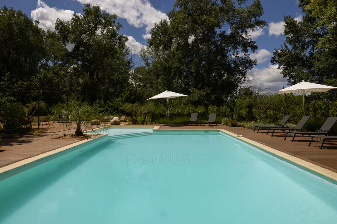 47 - Mas du Carlet: Villa: Pool