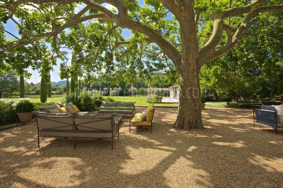 15 - Mas Provence: Villa: Exterior