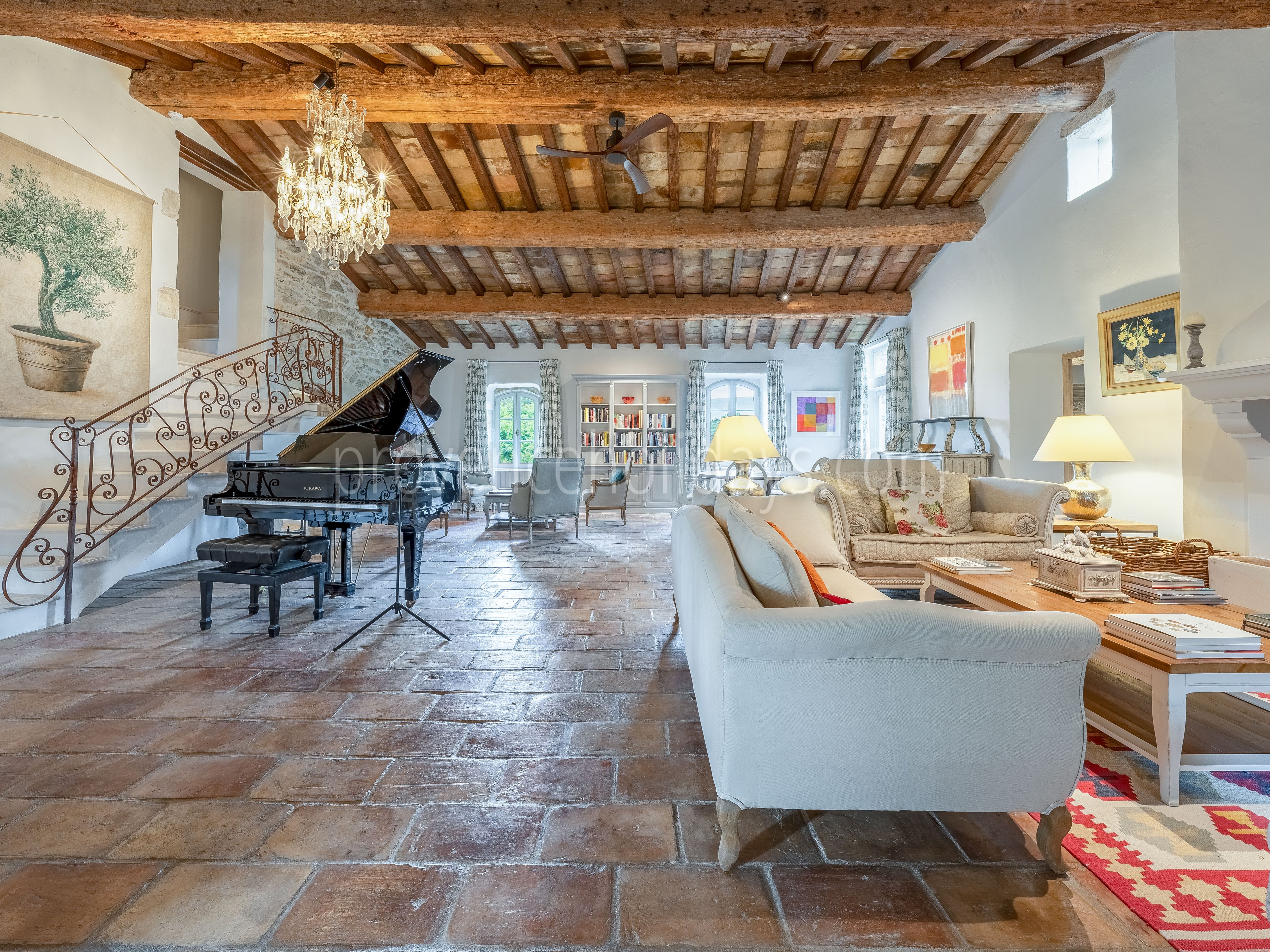 23 - Mas du Fort: Villa: Interior