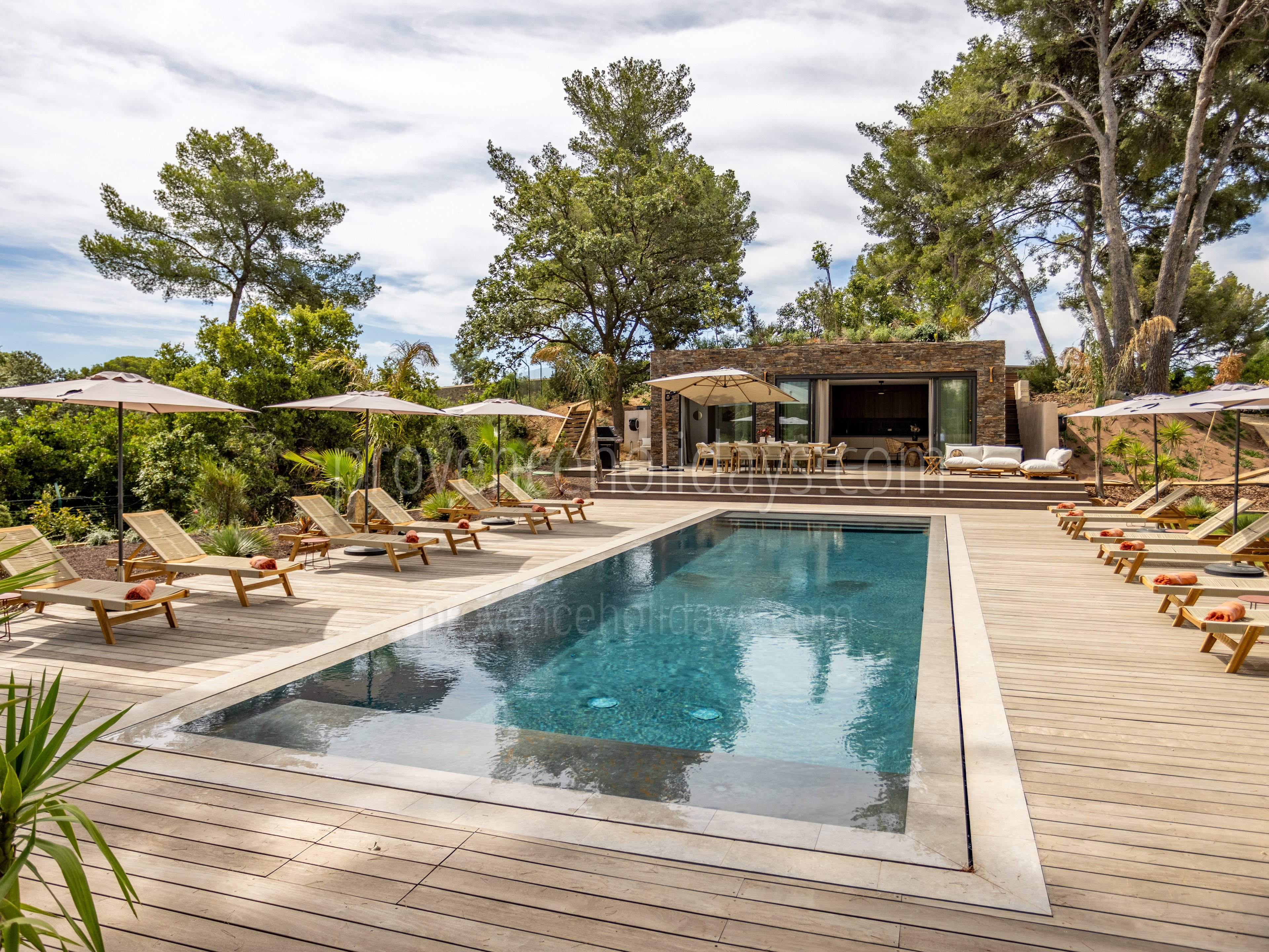 1 - Villa Mont des Oiseaux: Villa: Exterior