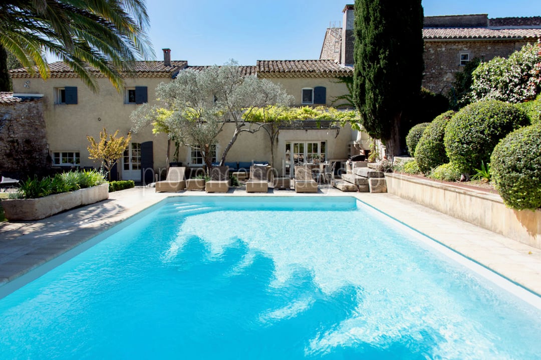 38 - Mas Mouriès: Villa: Pool