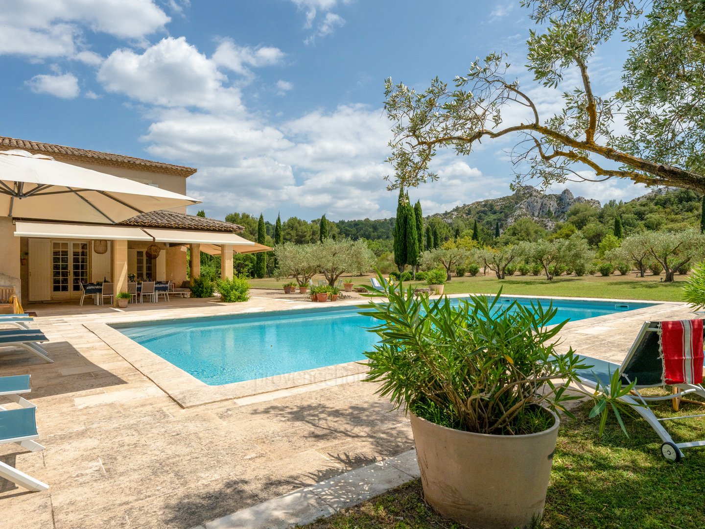 7 - Mas des Trois Cyprès: Villa: Pool