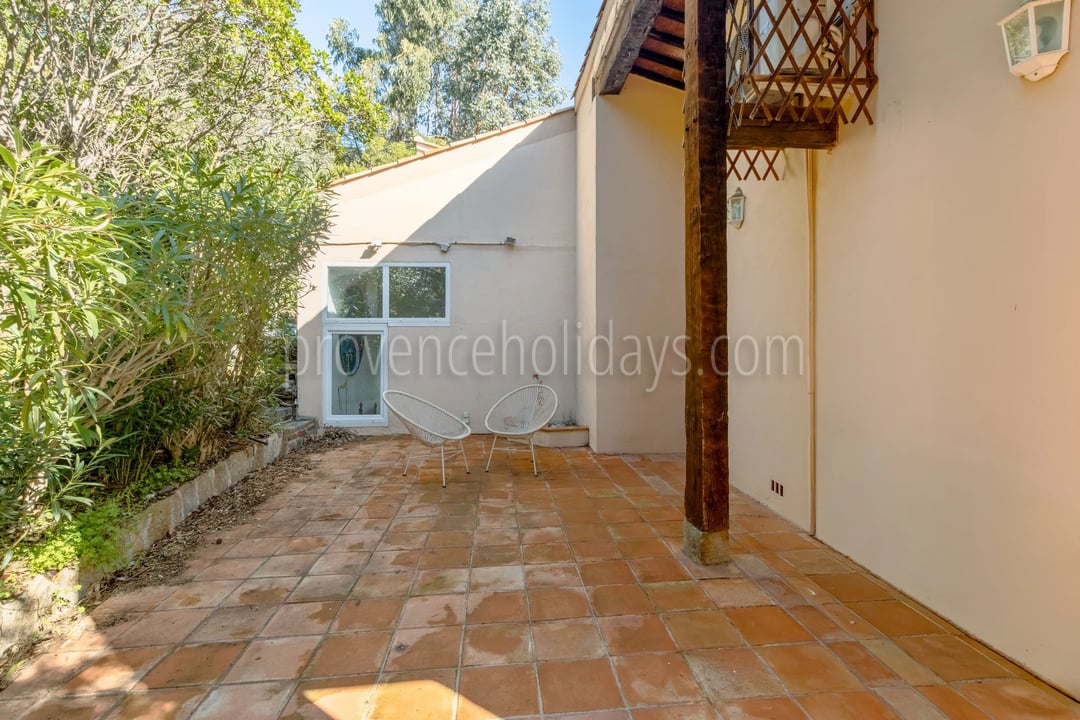 34 - Te renoveren villa in Rayol-Canadel-sur-Mer: Villa: Exterior