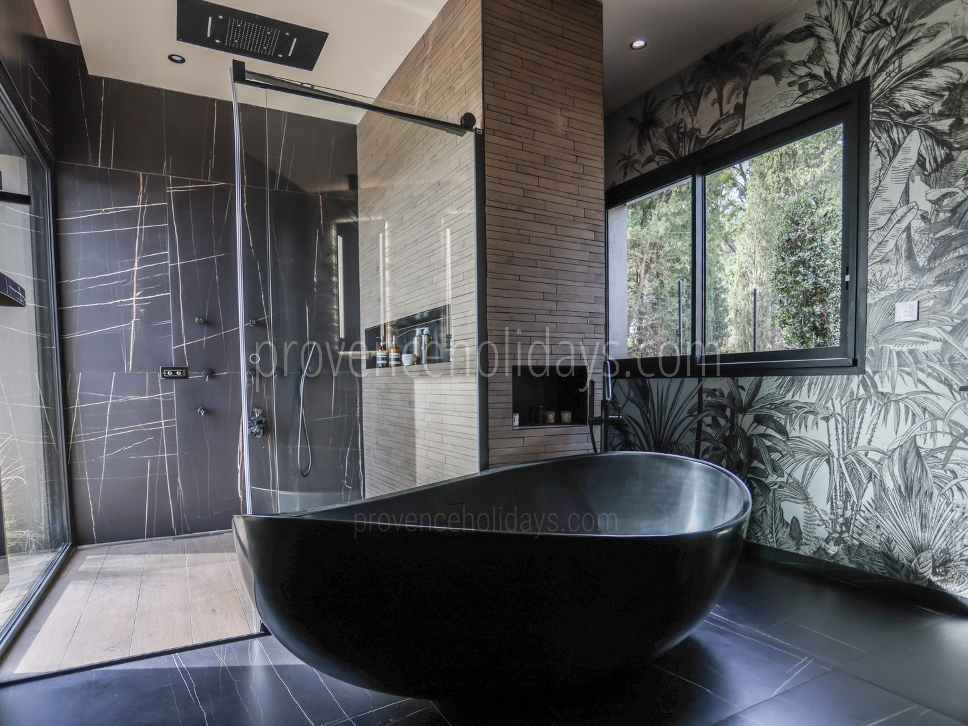 3 - Villa Bleue: Villa: Bathroom