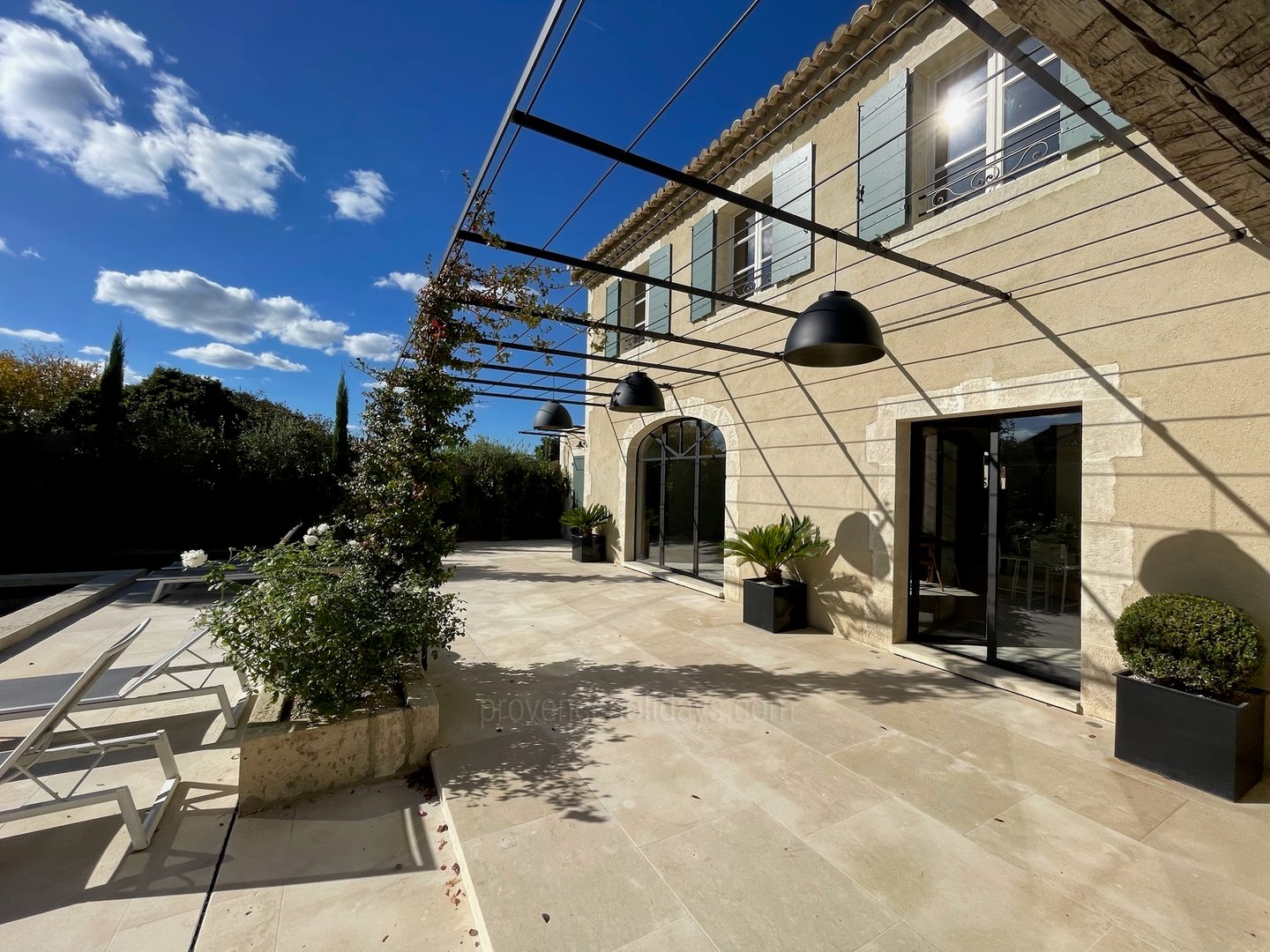 9 - Villa Aubanel: Villa: Exterior